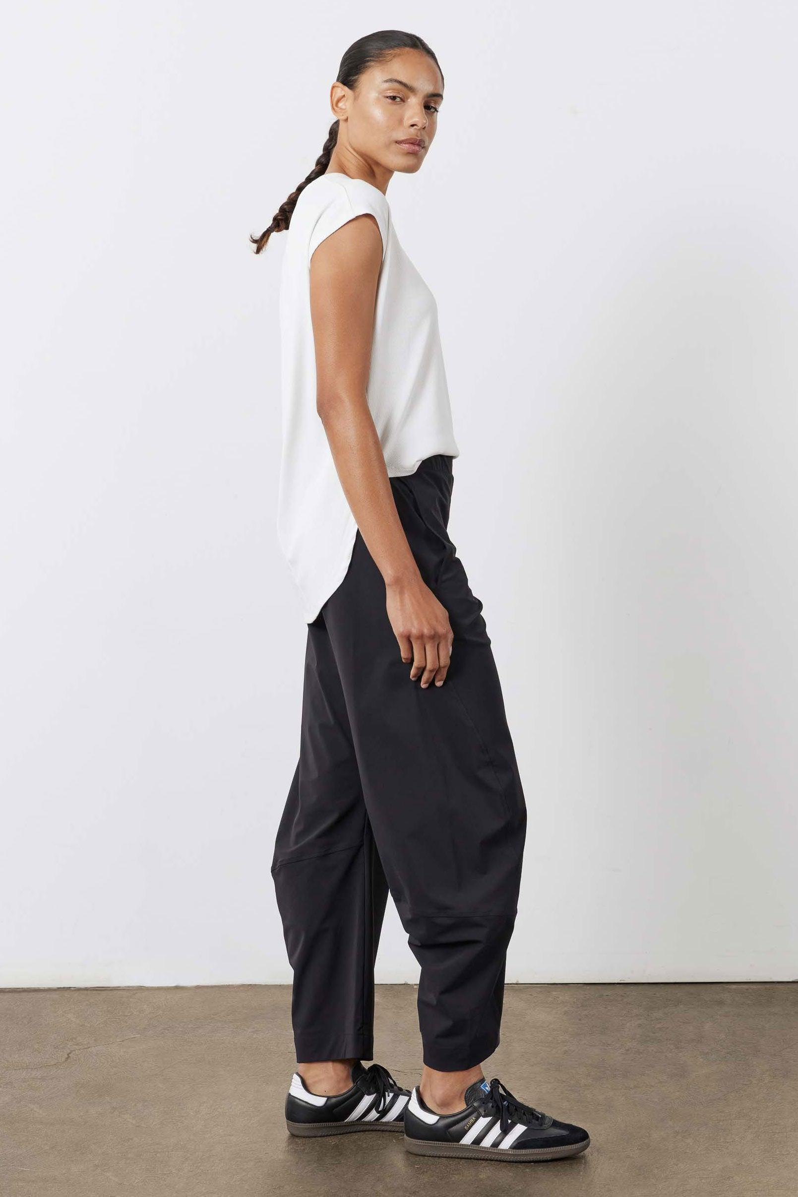 The Ribbed Tuck-In Tee Product Image