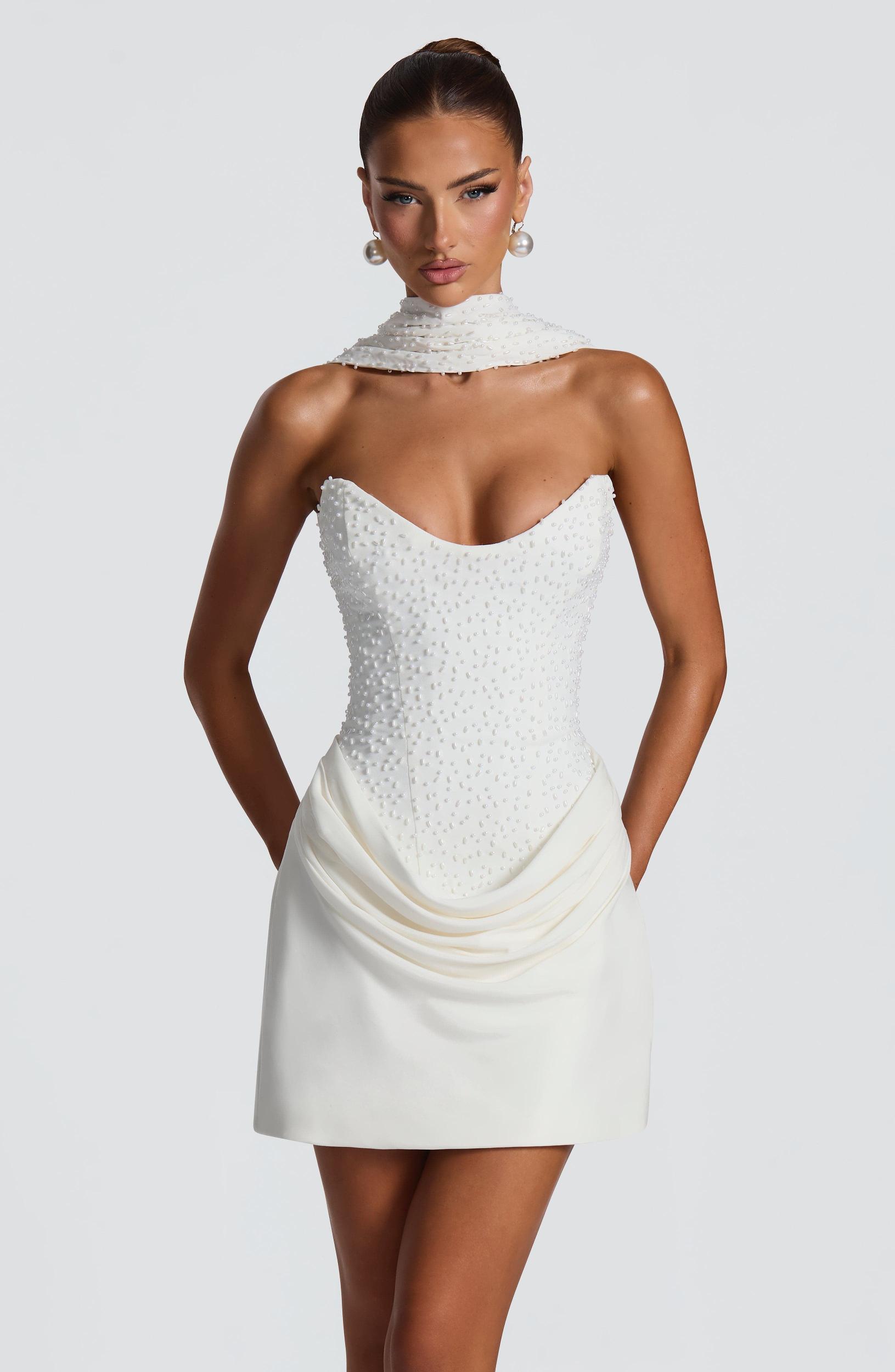 Iver Scarf - Ivory Product Image