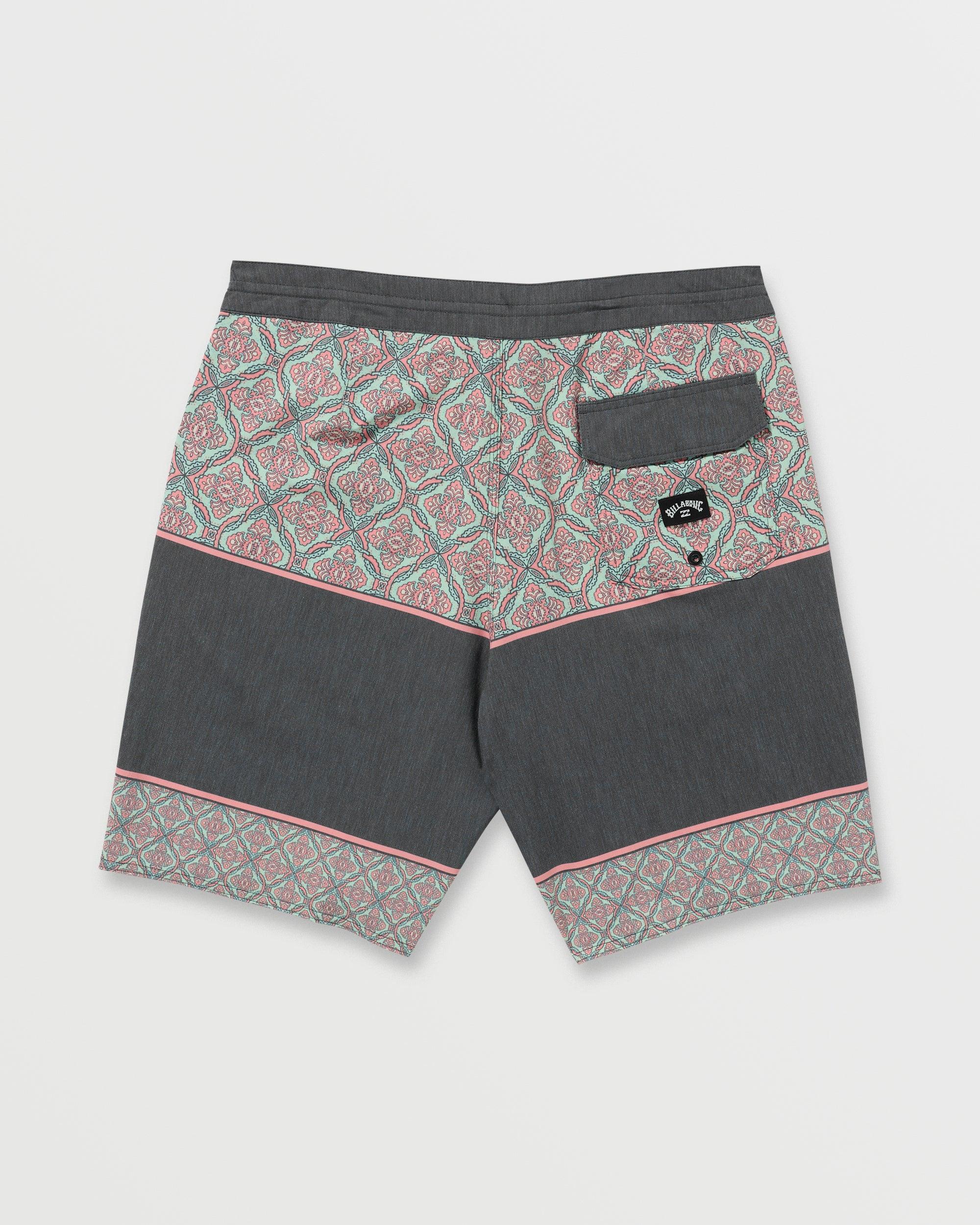 Good Times Lo Tide 18" Boardshorts - Multi Male Product Image