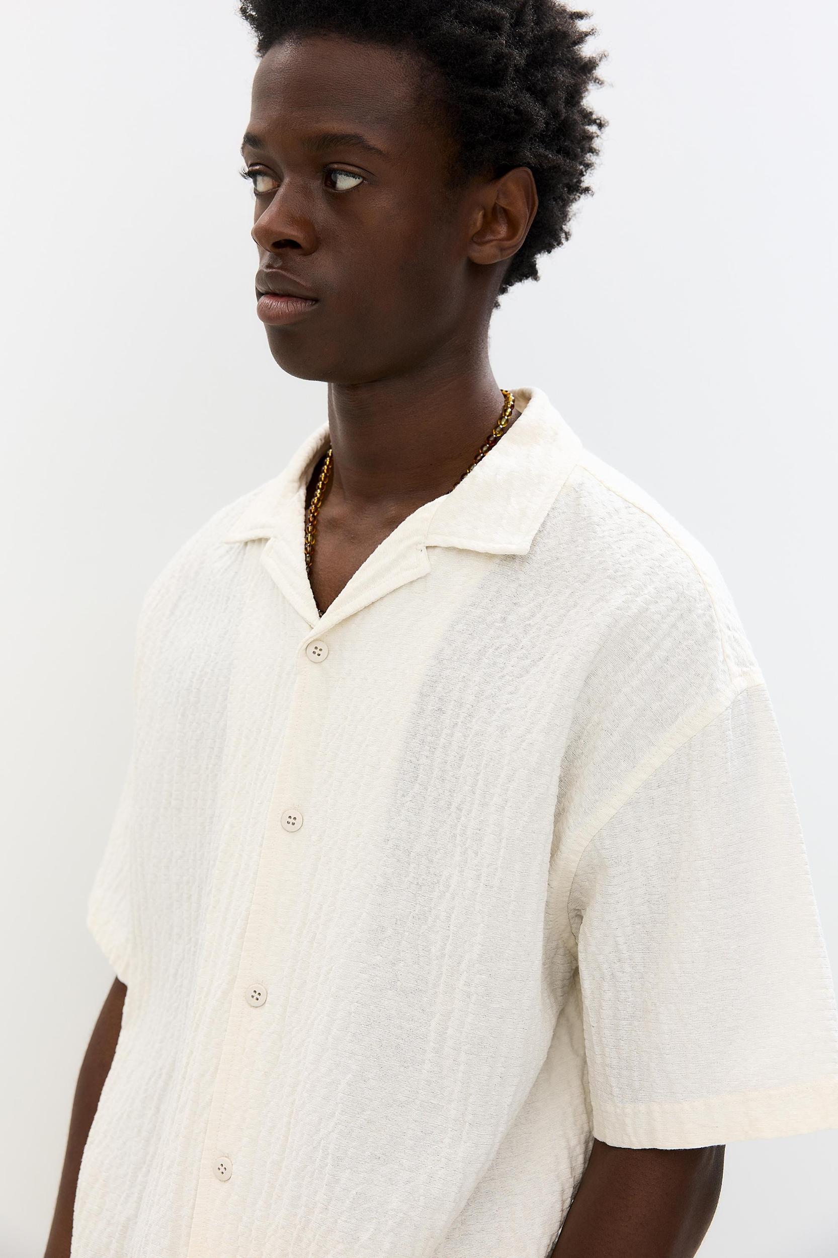 Short sleeve crepe shirt Product Image