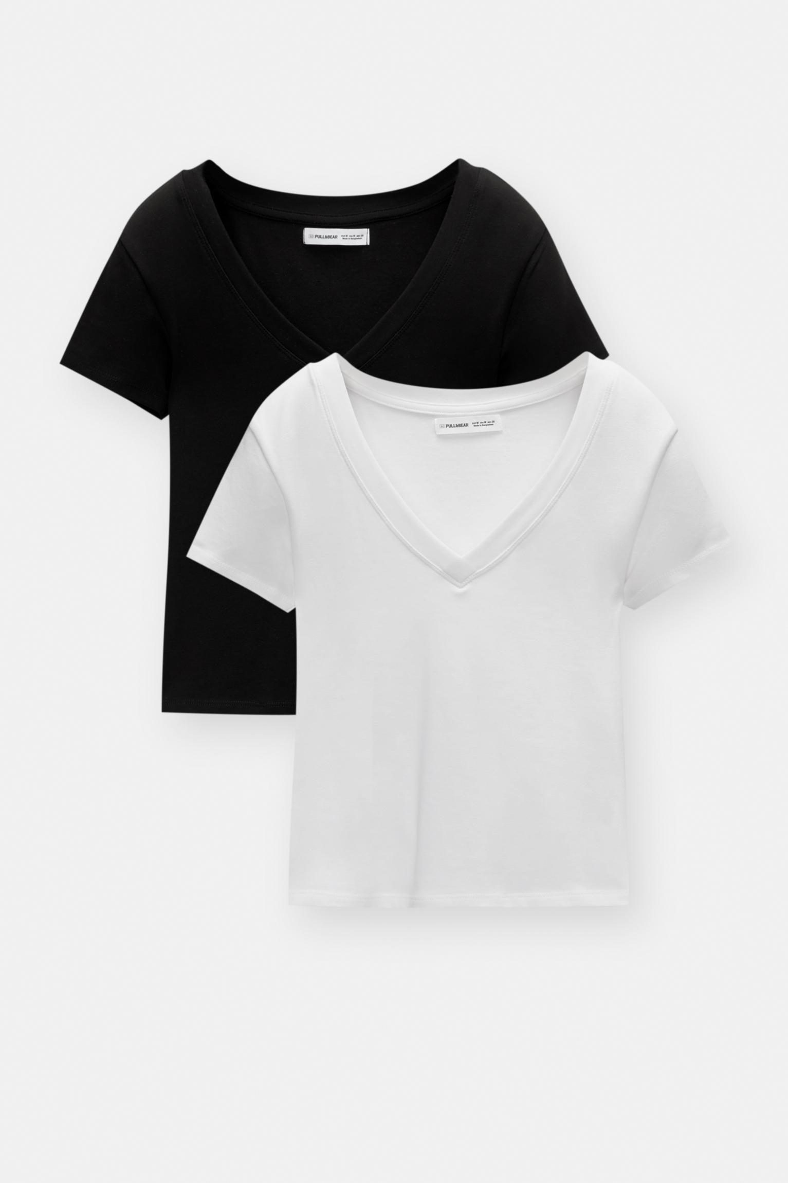 2-pack of V-neck T-shirts Product Image