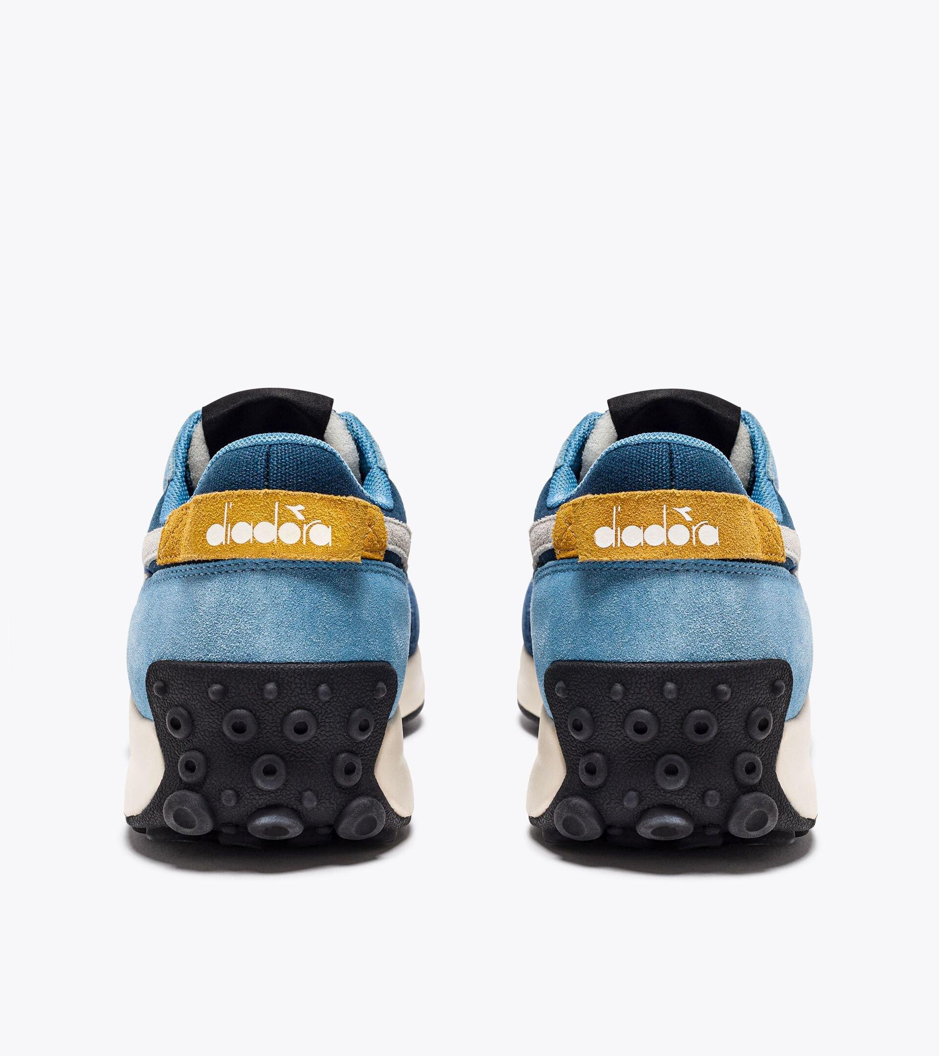 RACE SUEDE SW Product Image