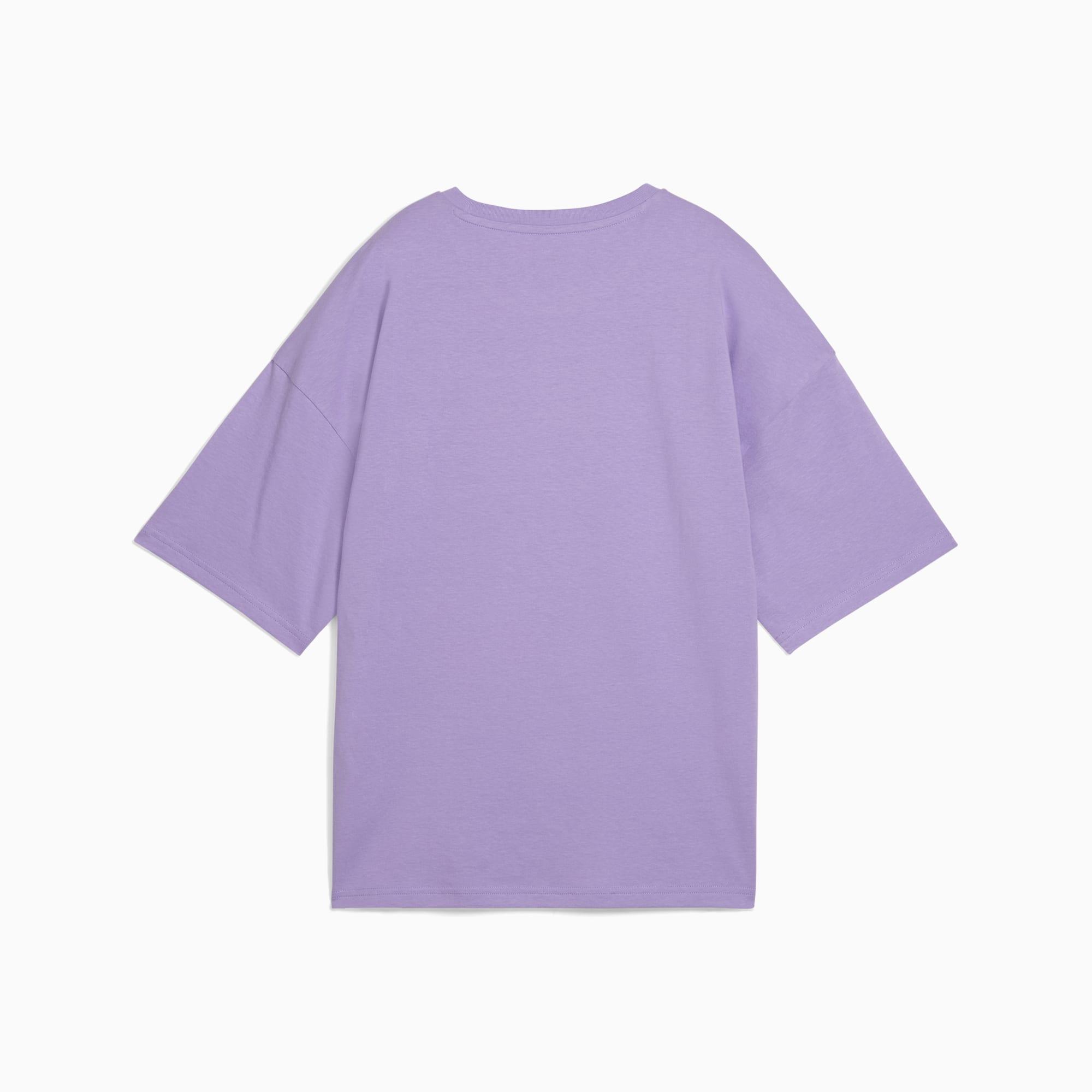 Wardrobe Essentials Women's Oversized Tee Product Image