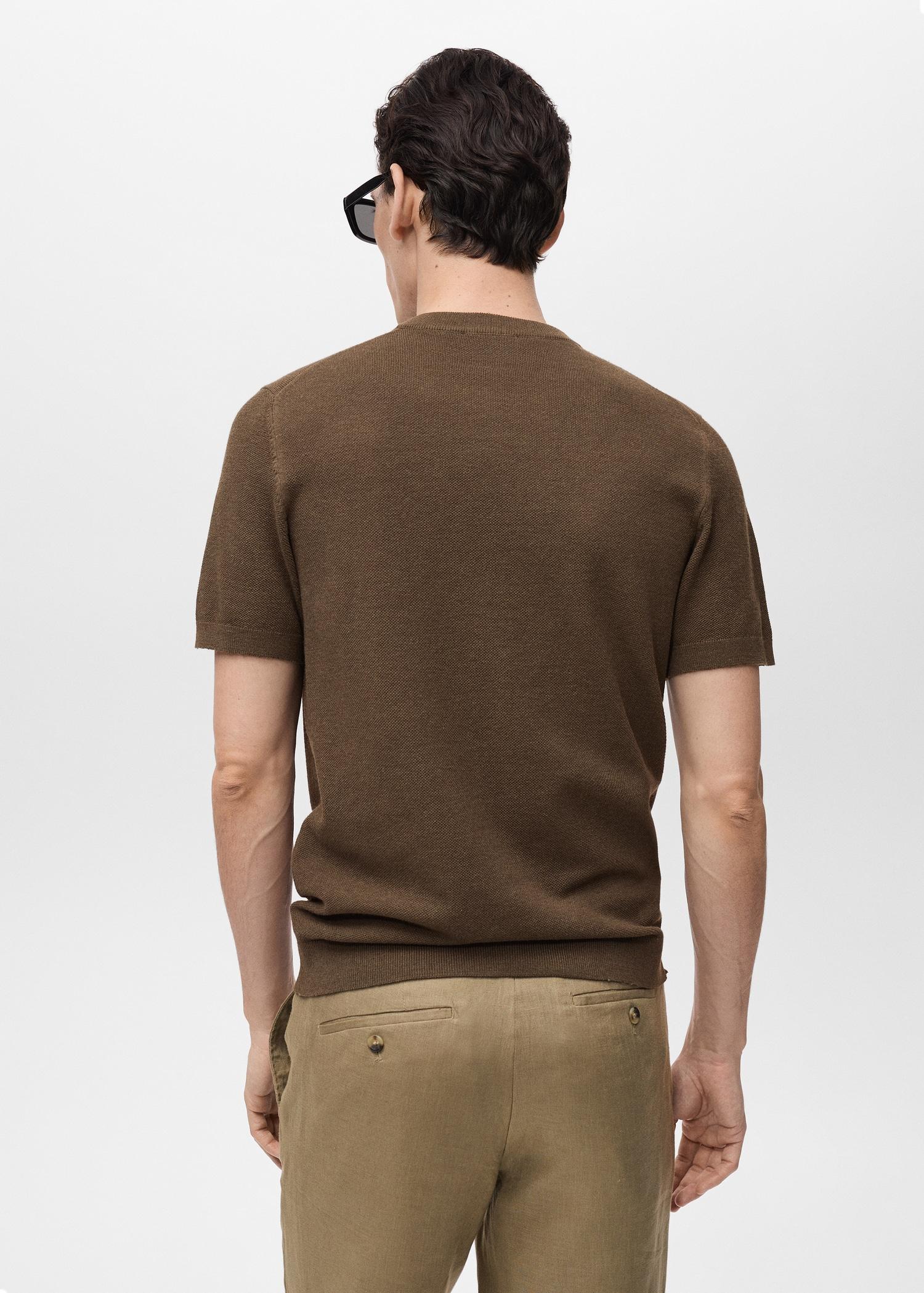Cotton fine-knit t-shirt - Men | MANGO USA Product Image