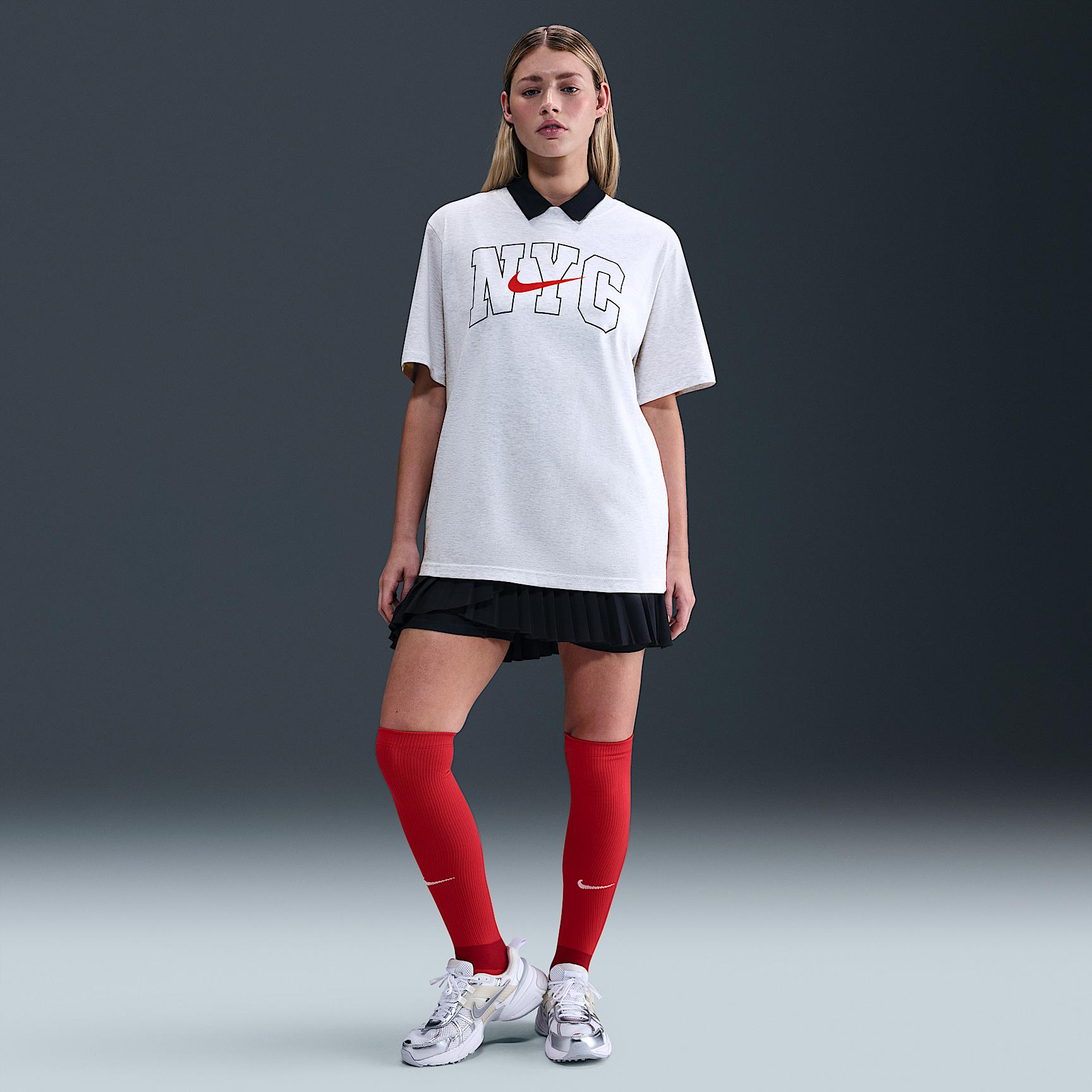 Womens Nike Sportswear Essential Graphic T-Shirt | IB8925-051 Product Image