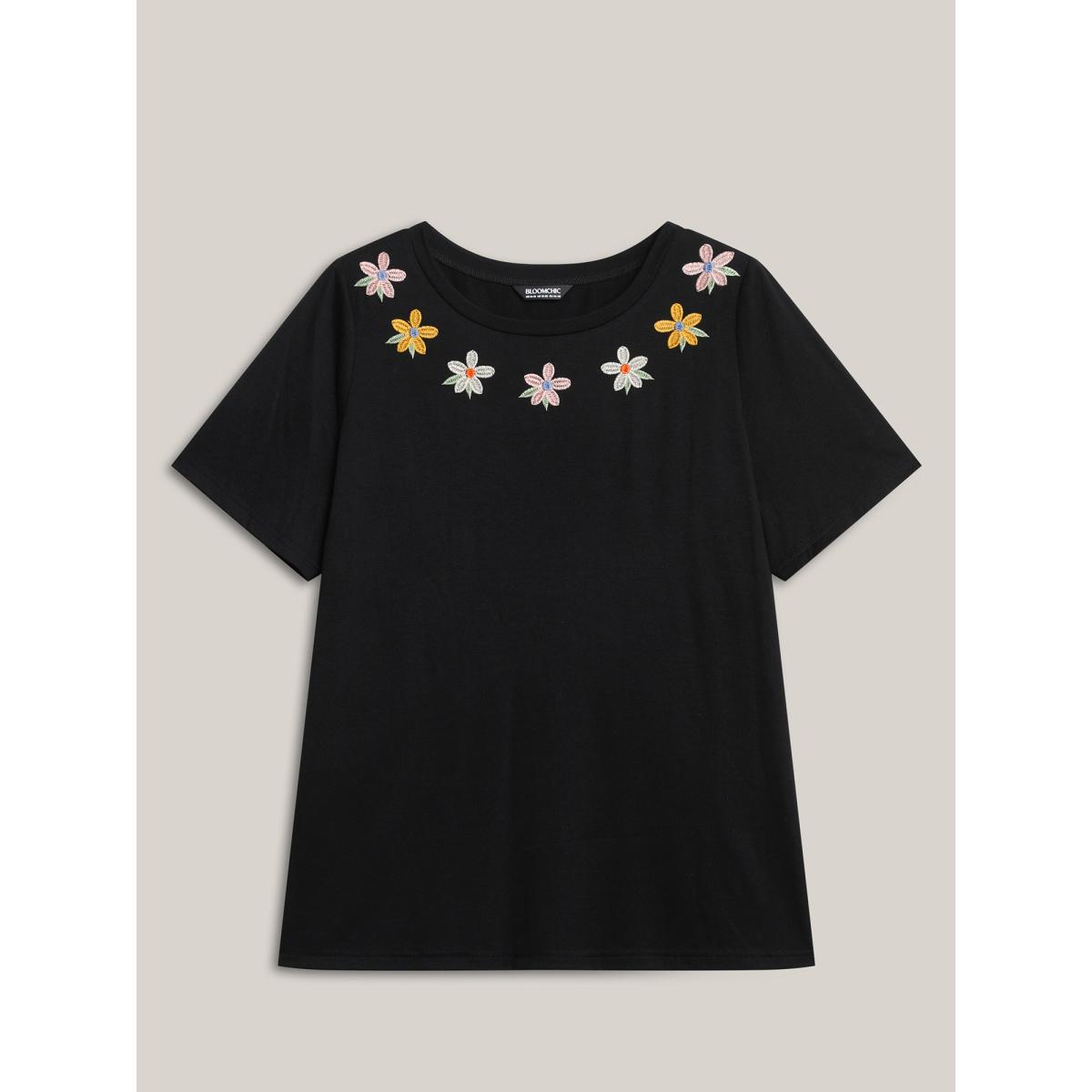 Plus Size Floral Embroidered Neck Solid T-Shirt Black Women Playful Embroidered Round Neck Casual T-shirts BloomChic 26/4X Product Image