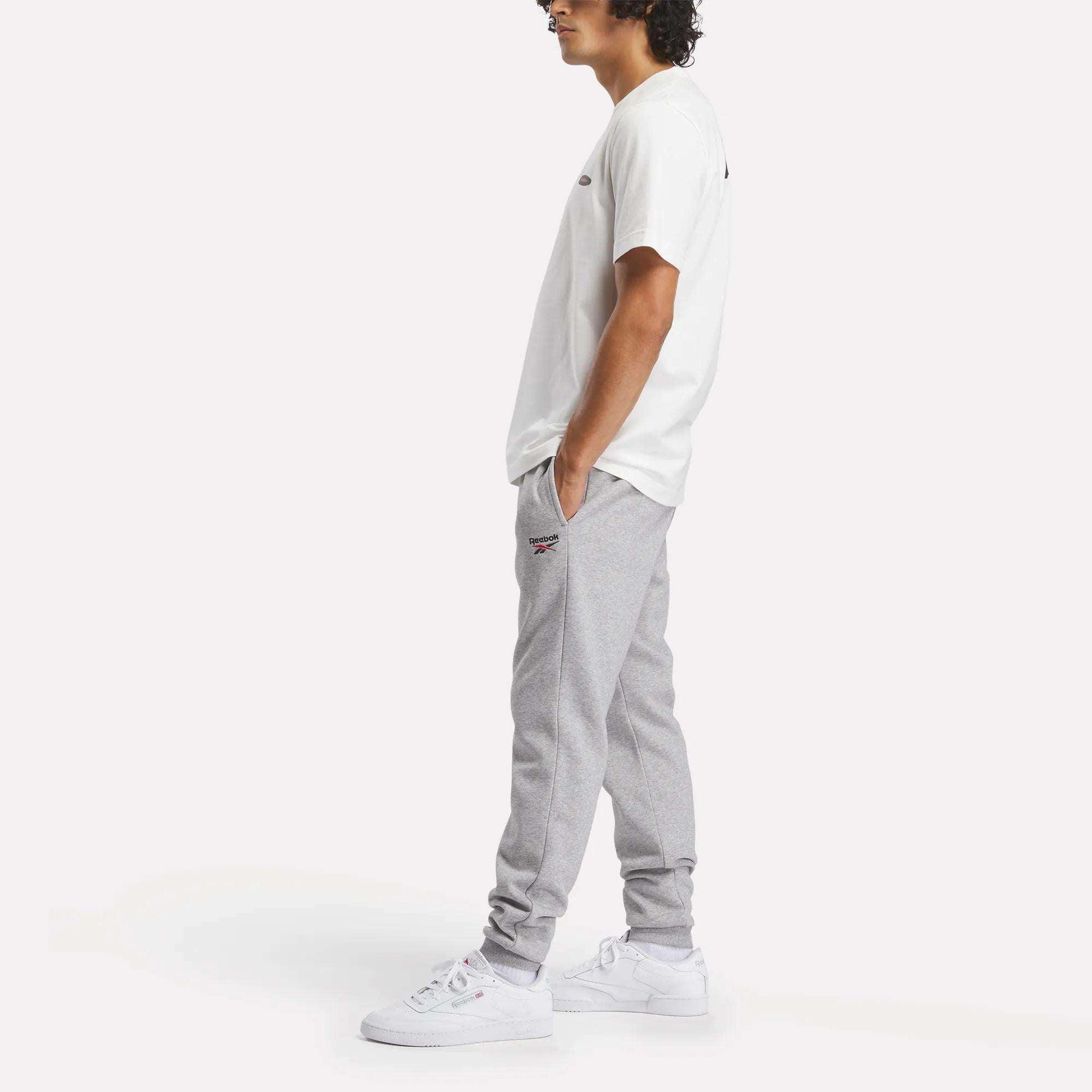 Men's Golf Above Average Tee Male Product Image