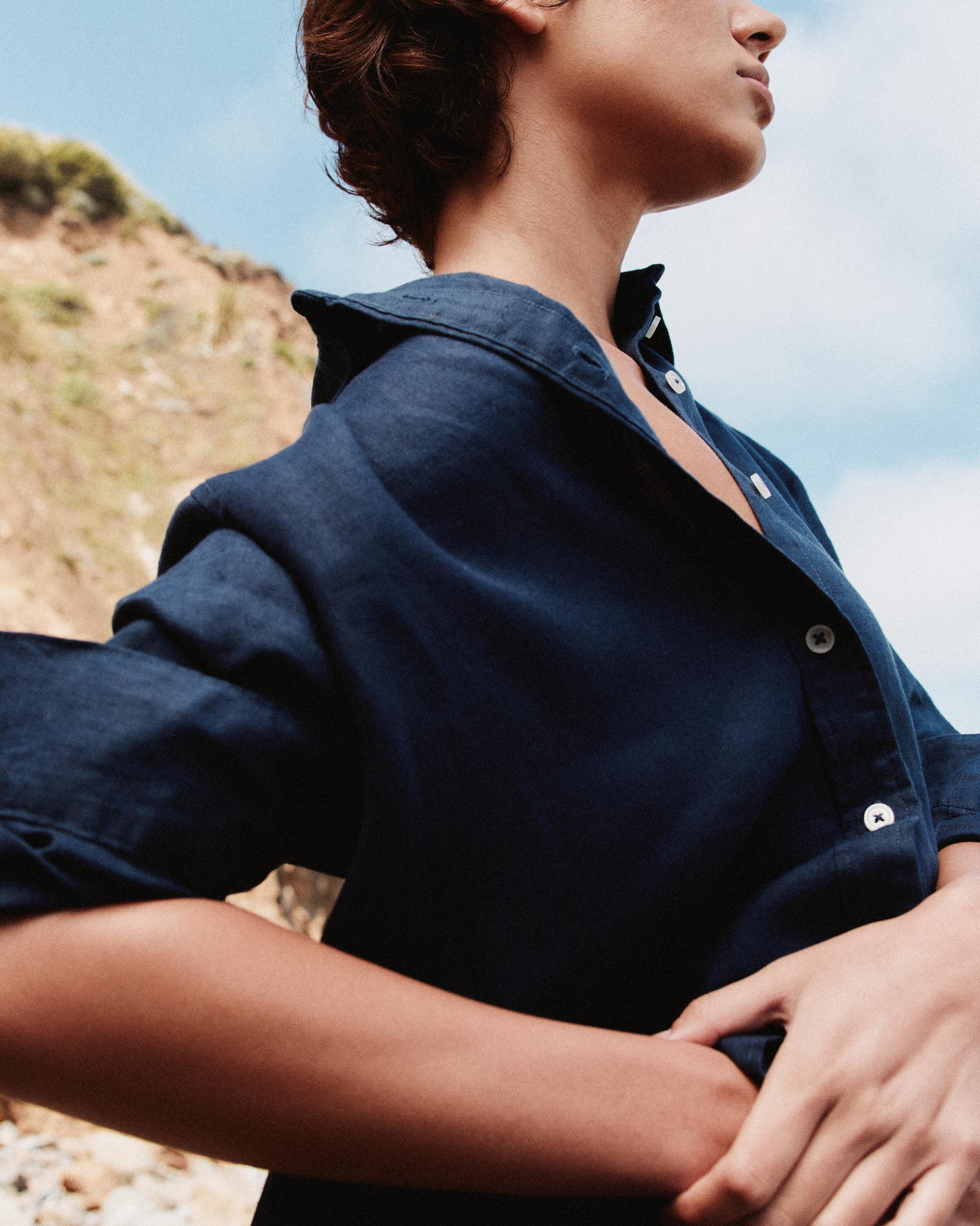 Quince | Women's 100% European Linen Long Sleeve Shirt Product Image