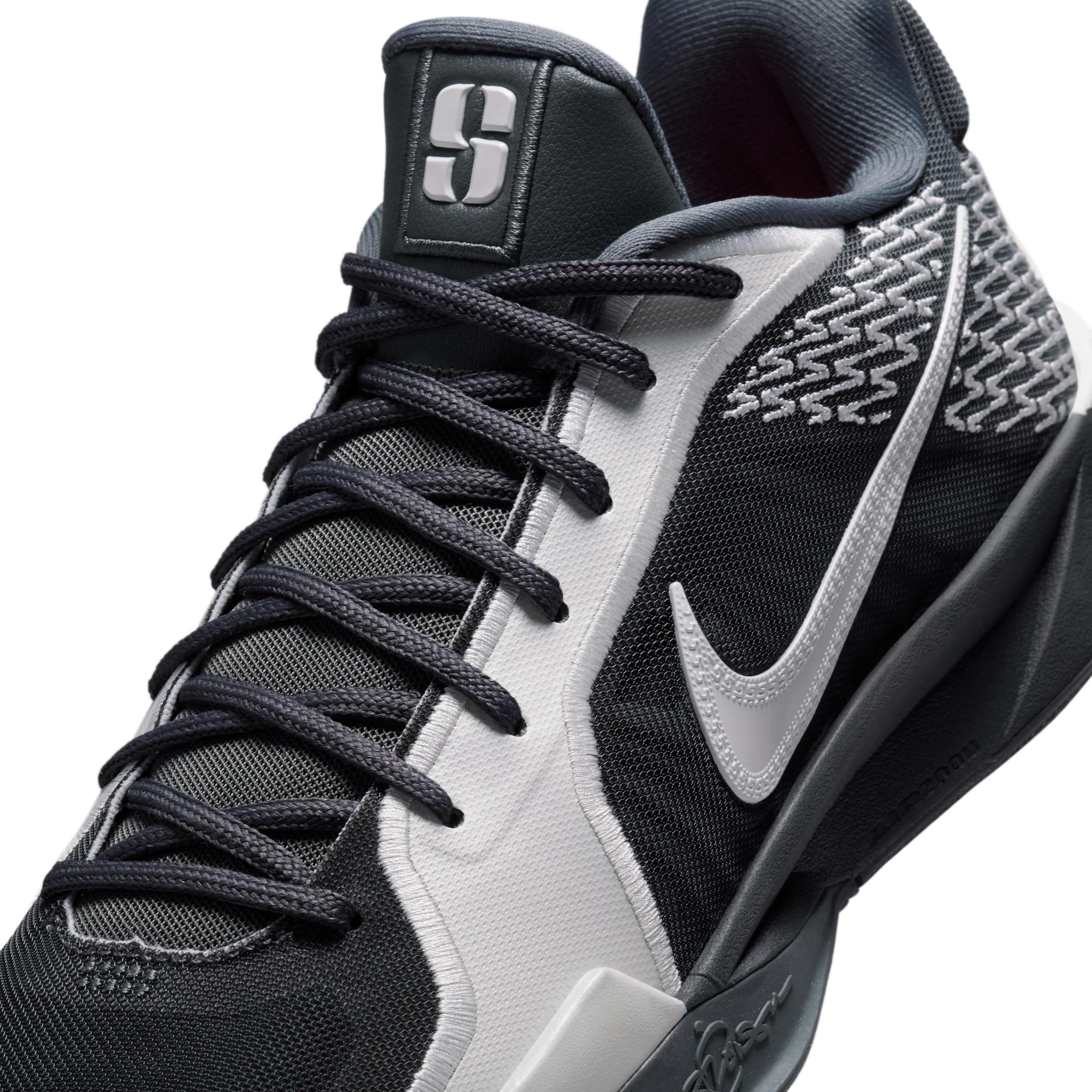 Nike Women's Sabrina 2 Basketball Shoes Product Image