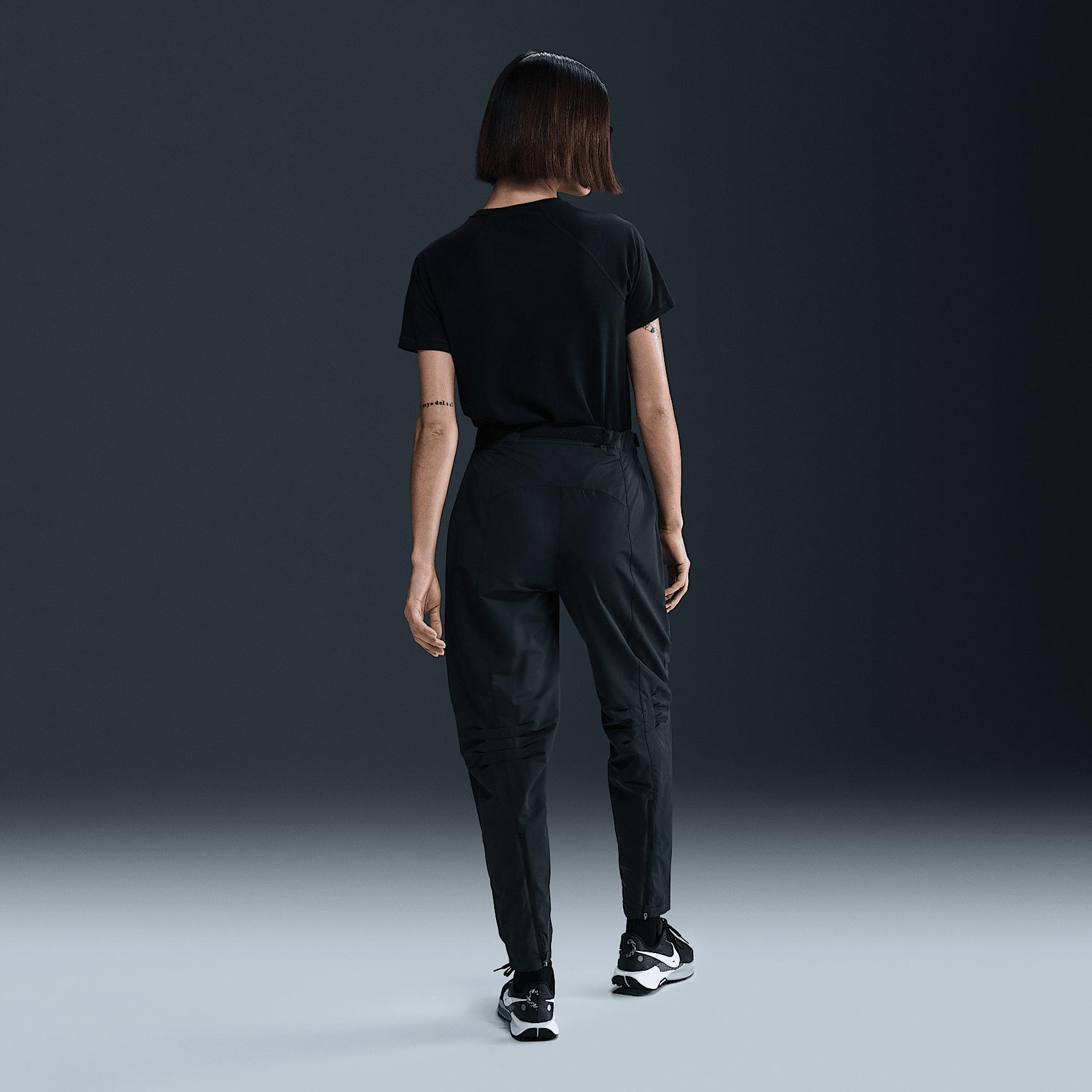 Nike Women's Trail Dri-FIT Short-Sleeve Running Top Product Image