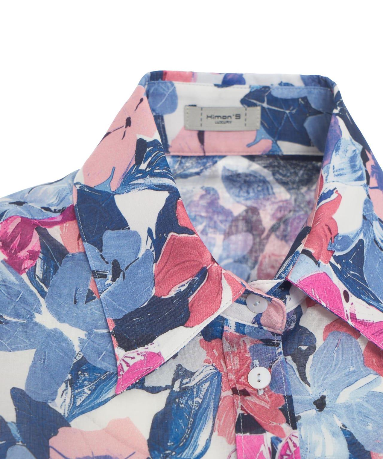 Blouse with floral pattern Product Image
