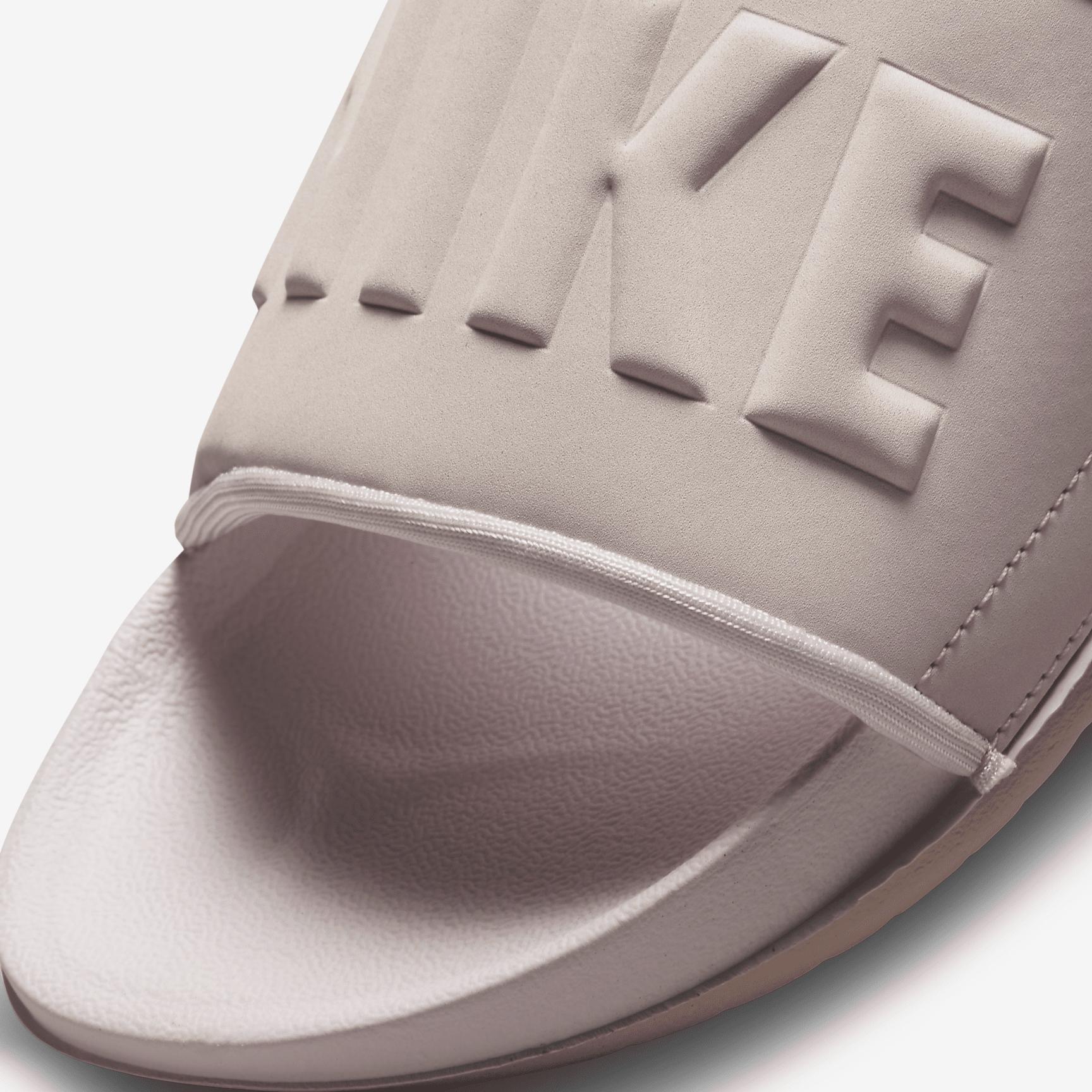 Nike Womens Offcourt Slides | BQ4632-606 Product Image