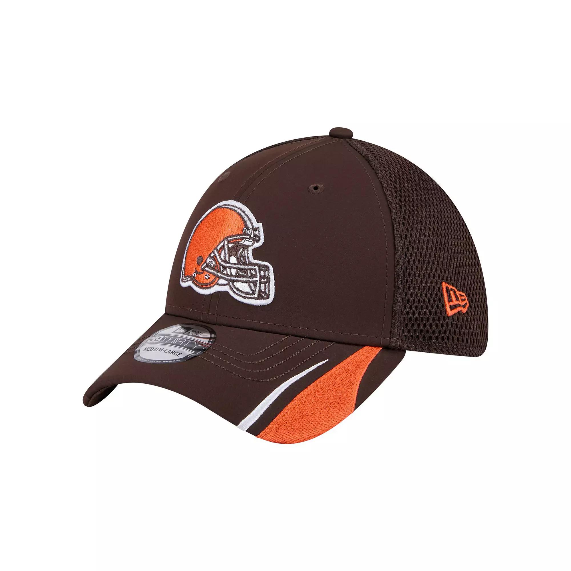 Men's New Era  Brown Cleveland Browns Game Day Linear 39THIRTY Flex Hat, Size: Small/Medium Product Image