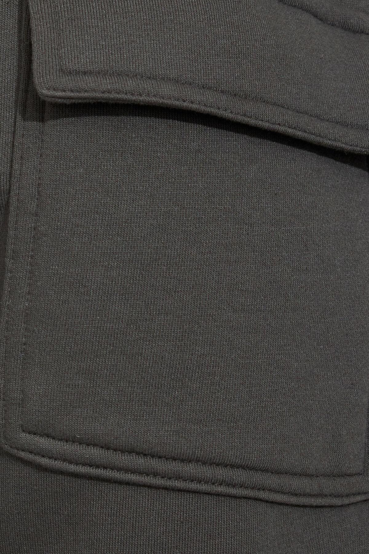 UltraFleece Cargo Sweatpants Product Image