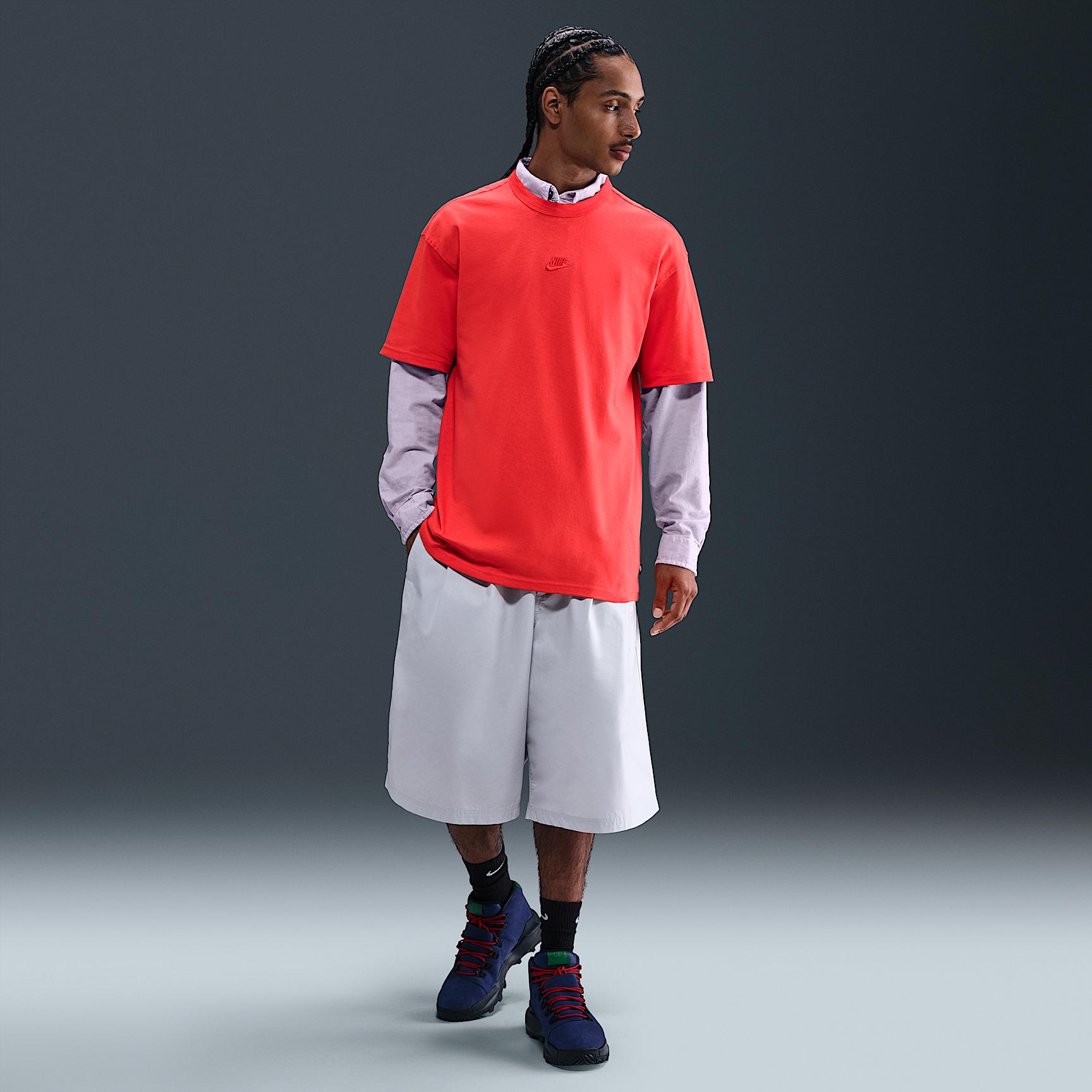 Mens Nike Sportswear Premium Essentials T-Shirt | DO7392-697 Product Image