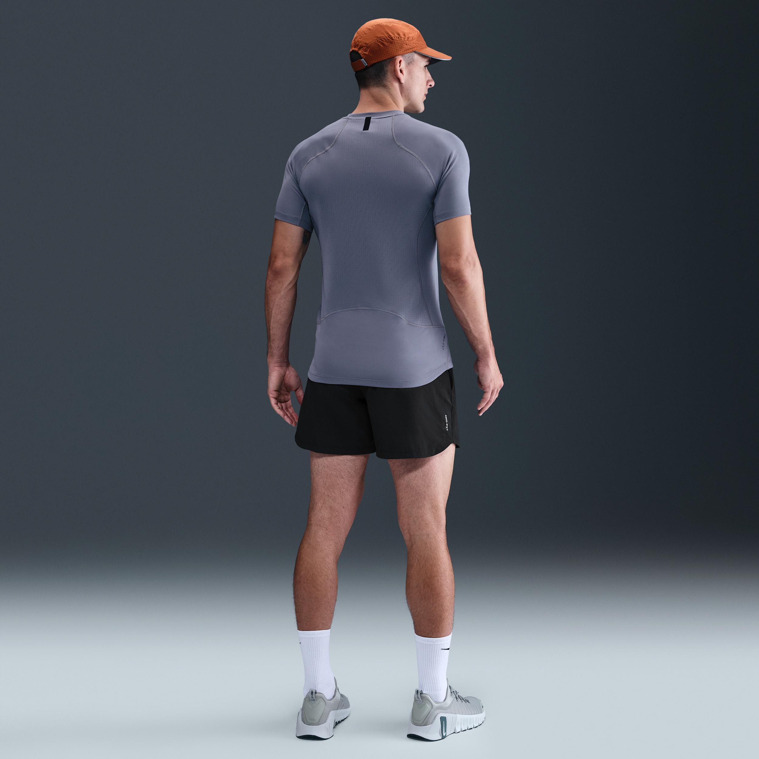 Mens Nike Pro Training Dri-FIT 6 Shorts | HV0411-010 Product Image