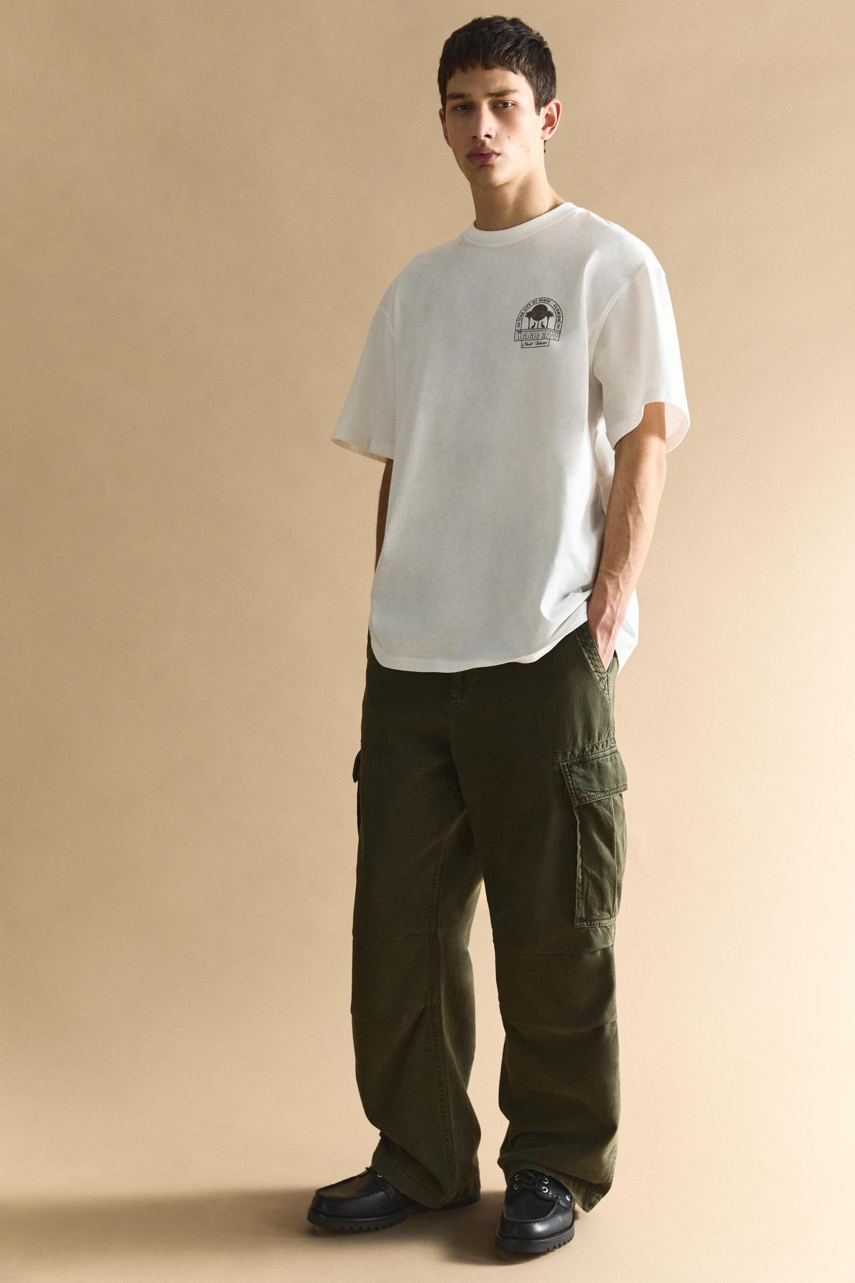 Washed baggy cargo pants Product Image