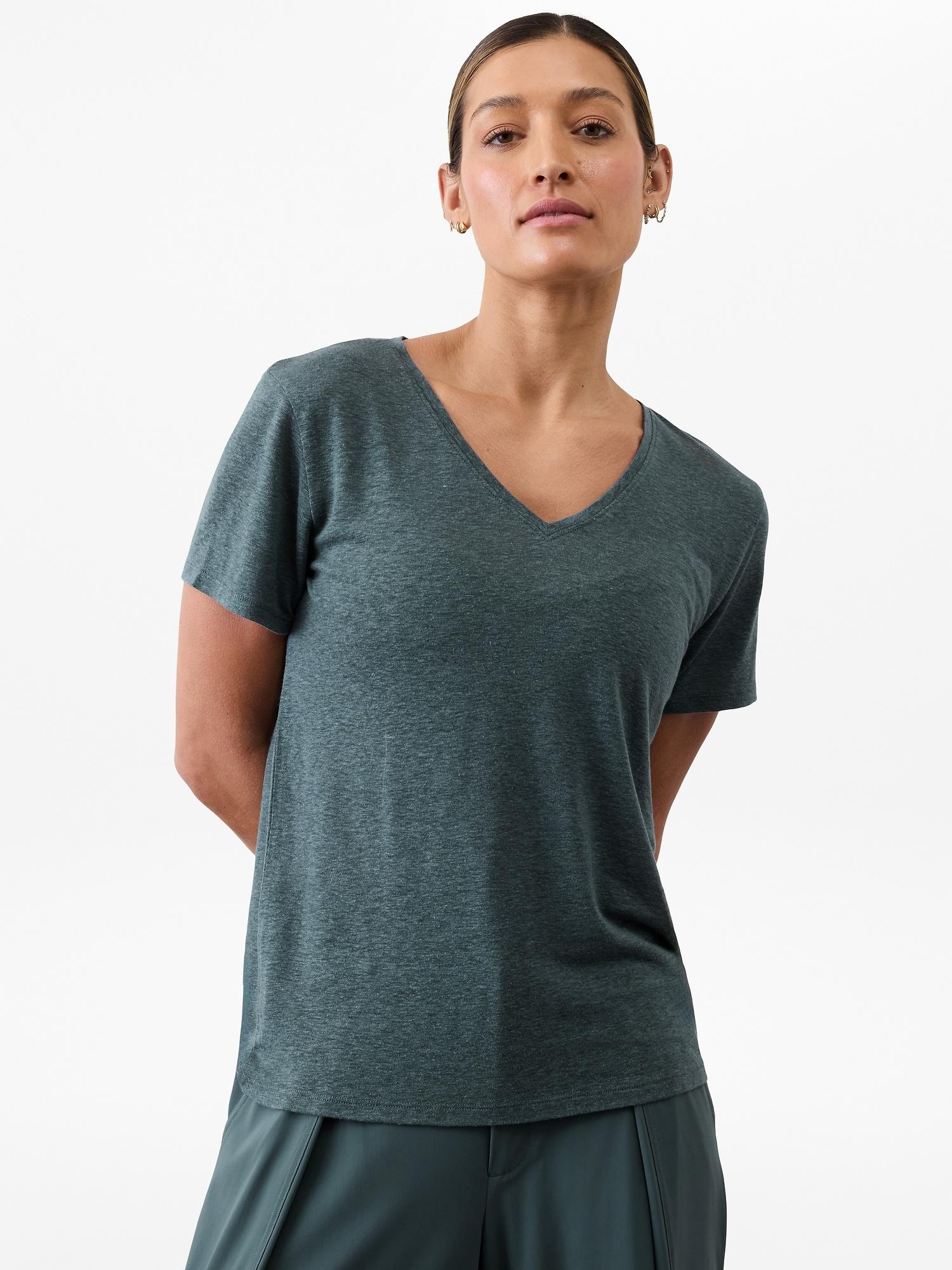 Getaway Linen Blend V-Neck Tee Product Image