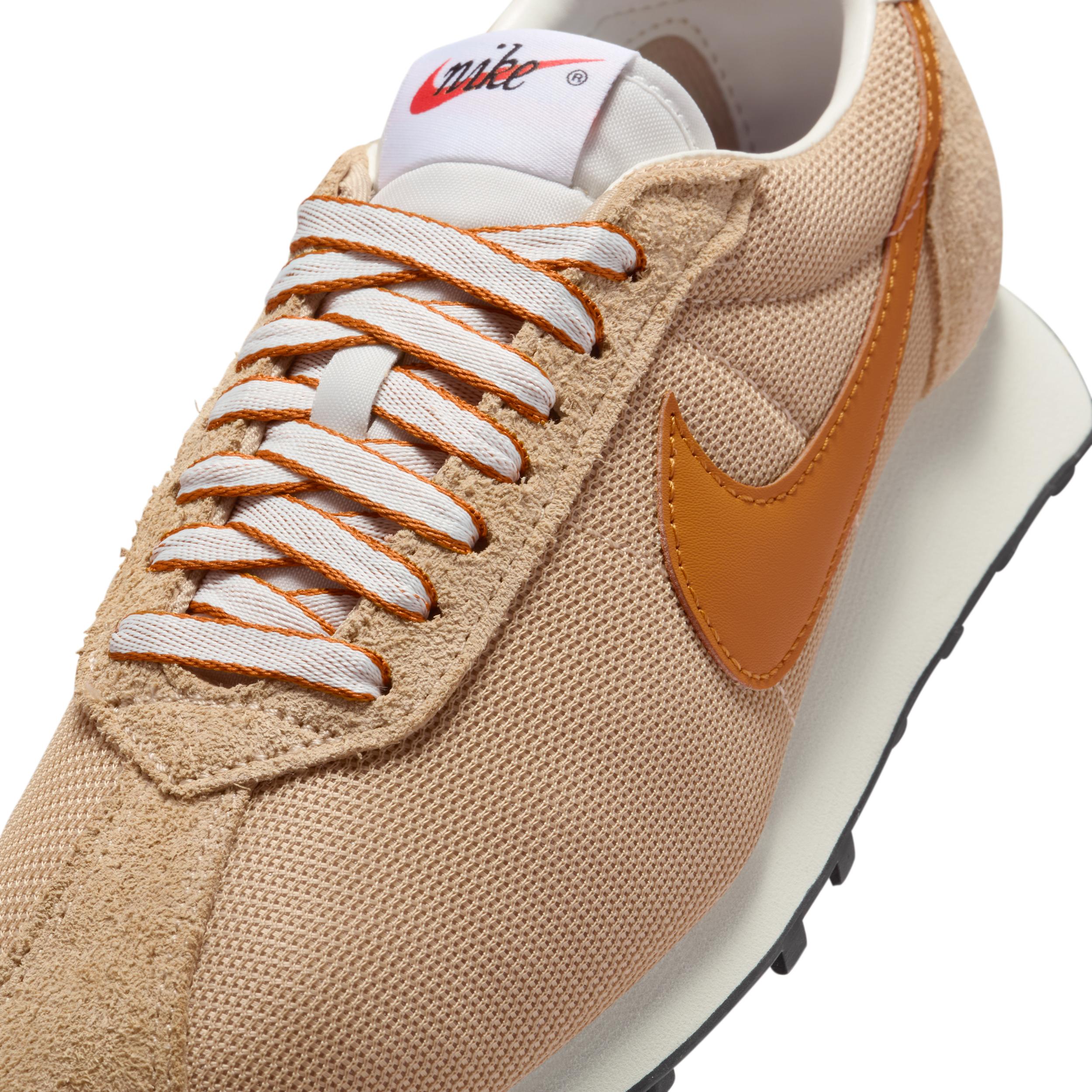 Nike Women's LD-1000 Shoes Product Image