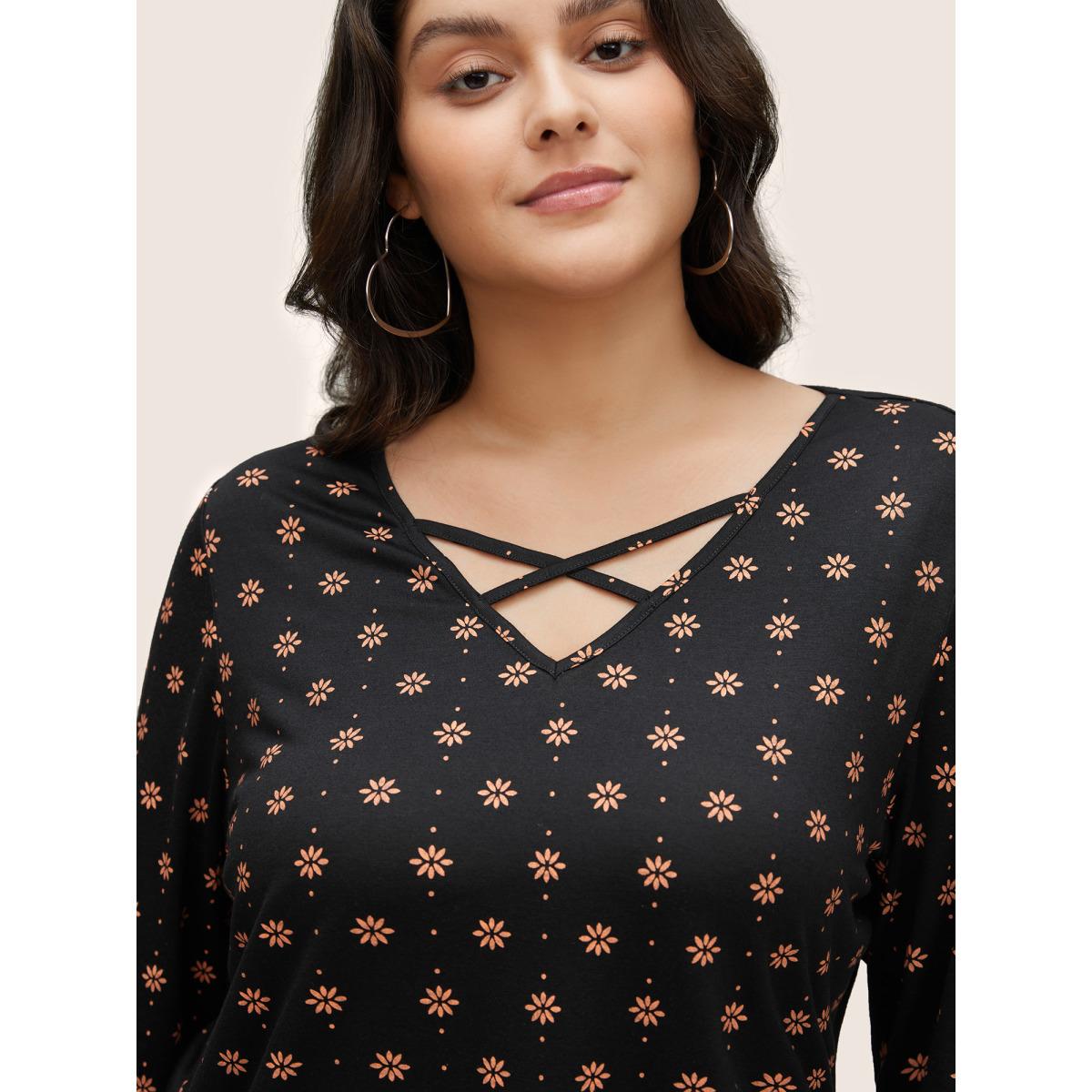 Plus Size Ditsy Floral Print Crisscross Neck T-shirt BlackFlower Women Casual Cross straps Ditsy Floral V-neck Everyday T-shirts BloomChic 30/6X Product Image