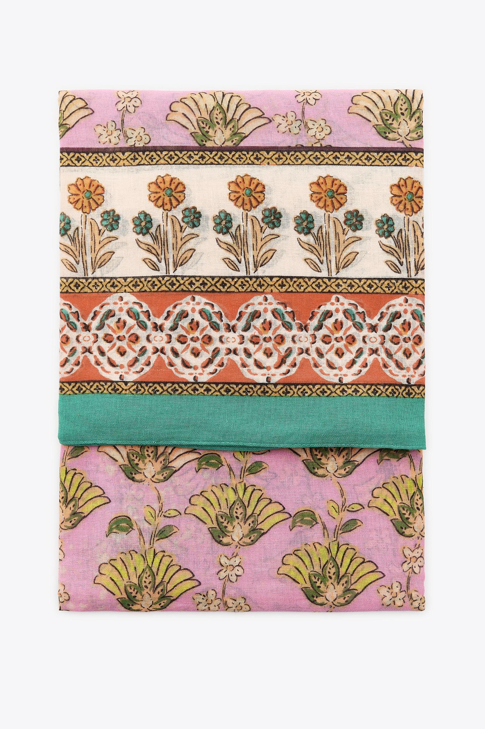 PRINTED SCARF WITH COTTON Product Image