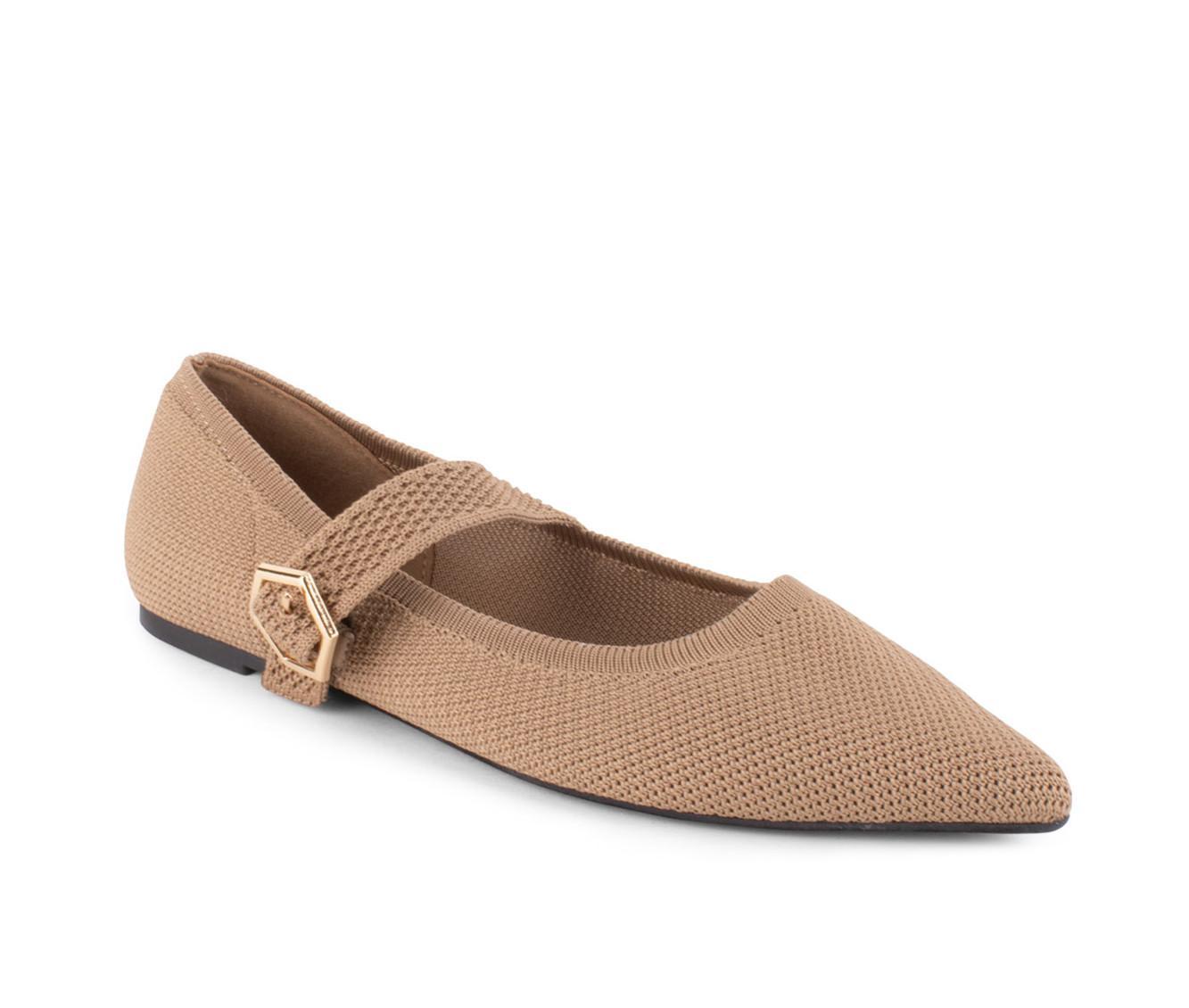 Women's Tahari Valencia Flats Product Image