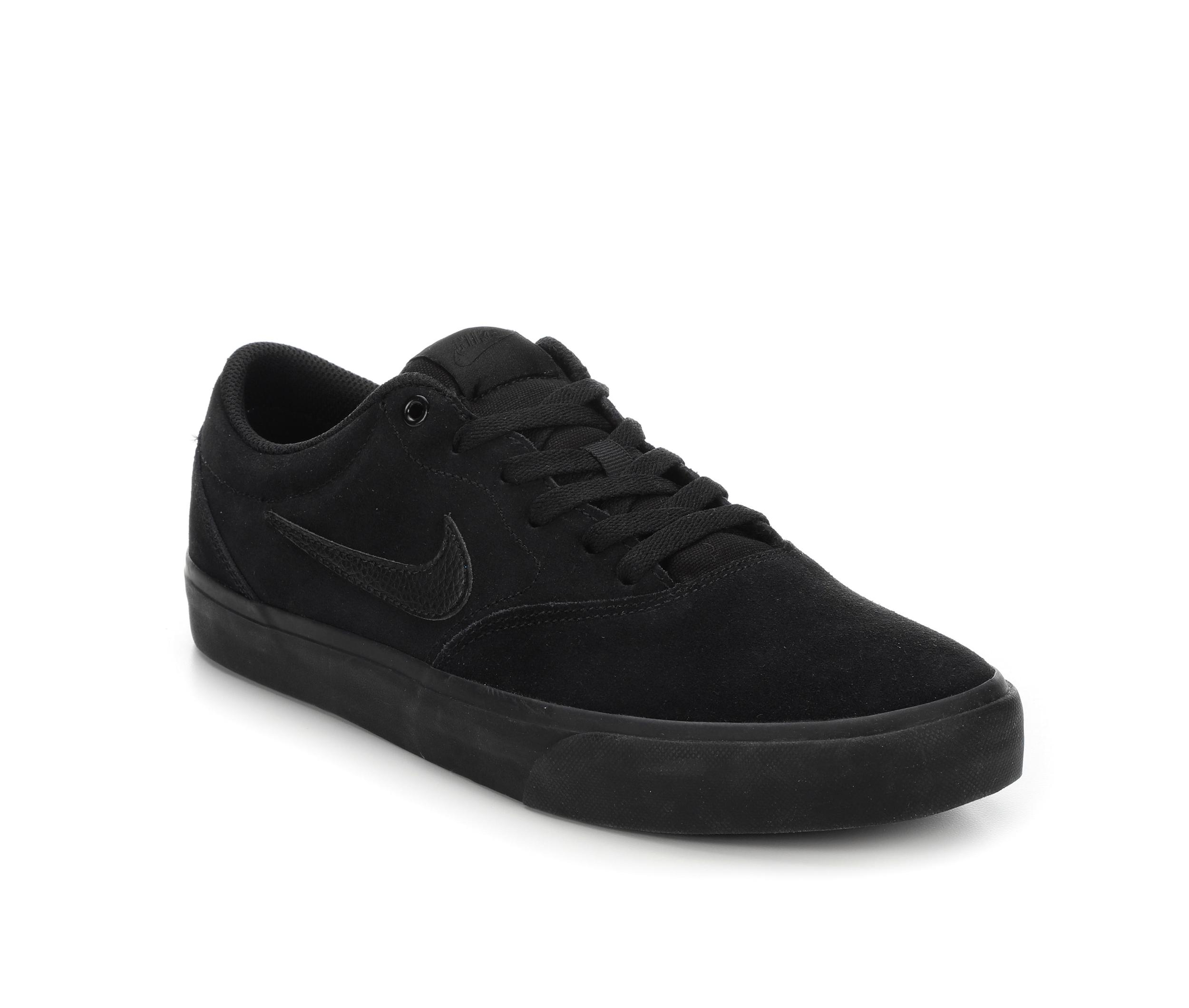 Men's Nike Charge Suede Skate Shoes Product Image