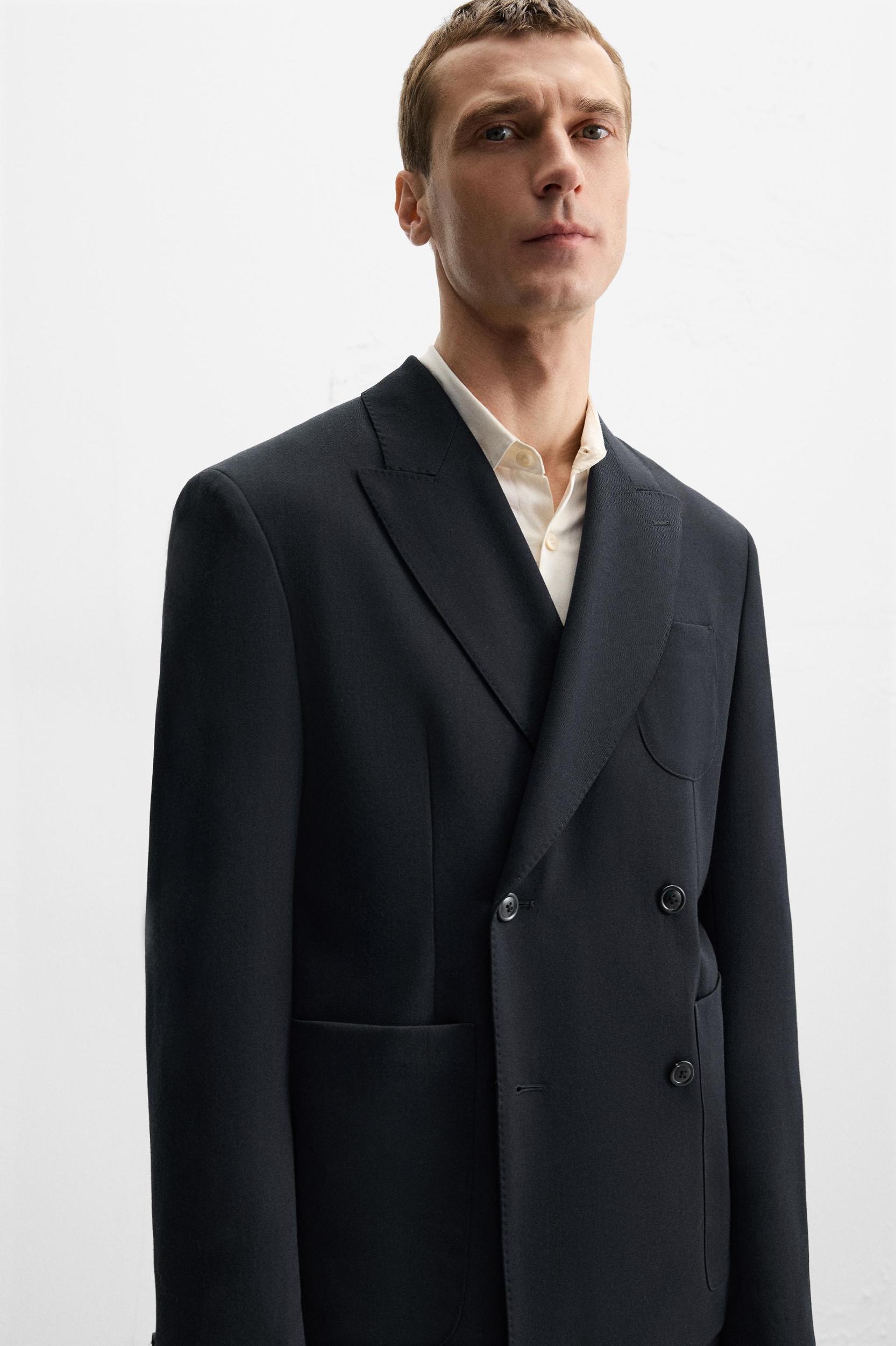 100% WOOL DOUBLE-BREASTED SUIT JACKET Product Image