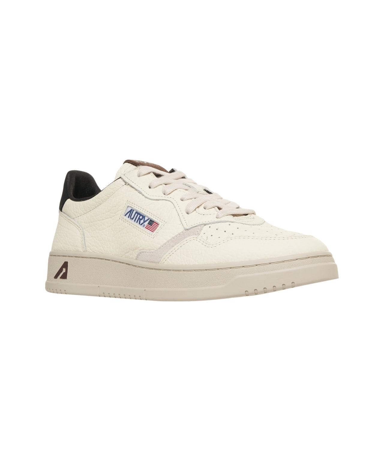 Sneakers 'Medalist Low' Product Image