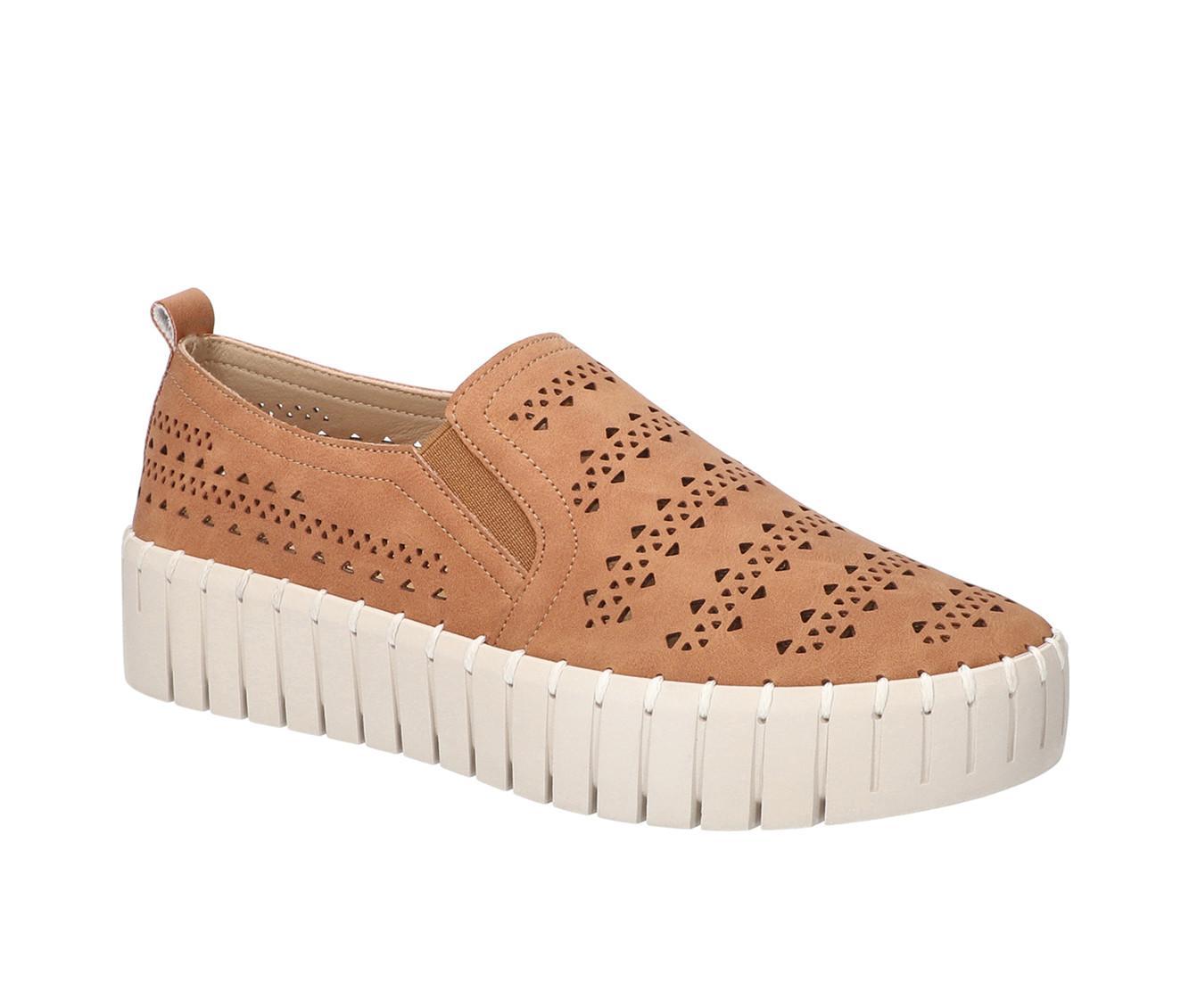 Women's Easy Street Peppy Sneakers Product Image