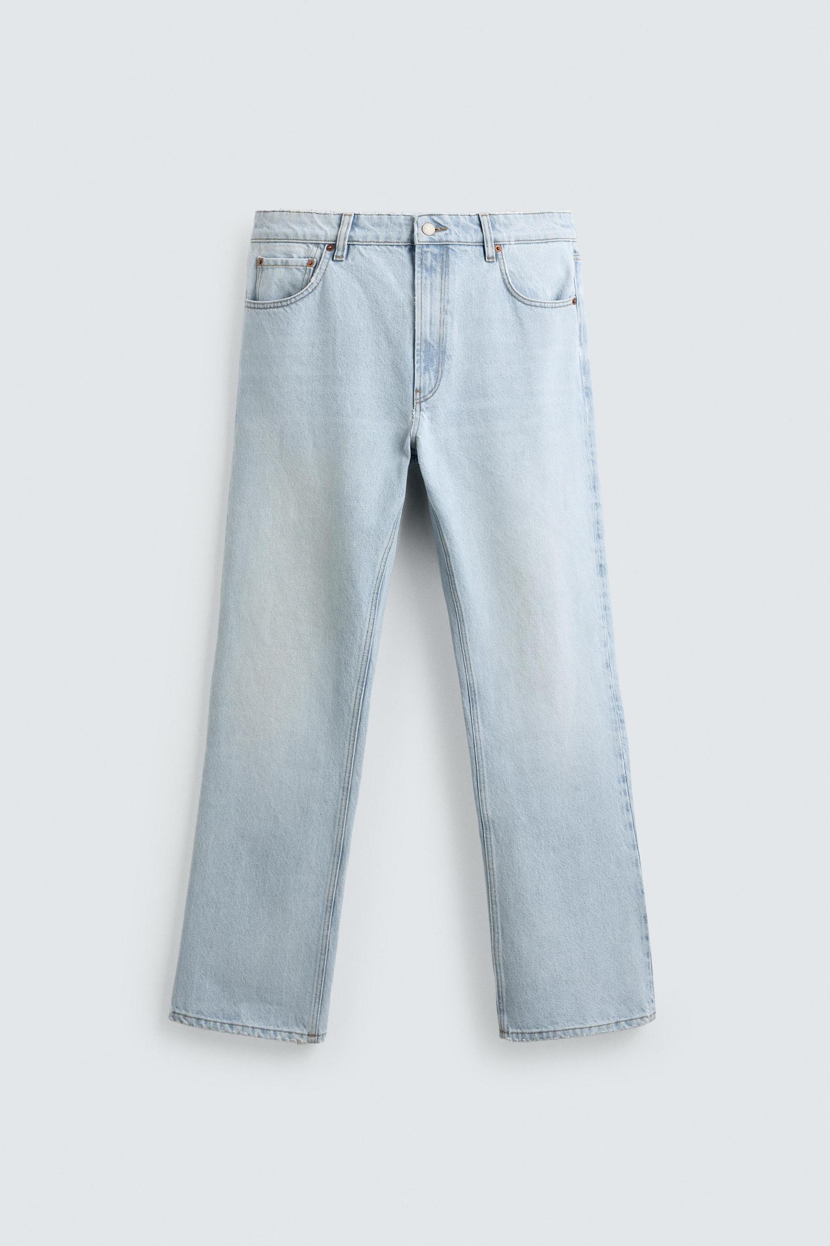 FLARE FIT JEANS Product Image