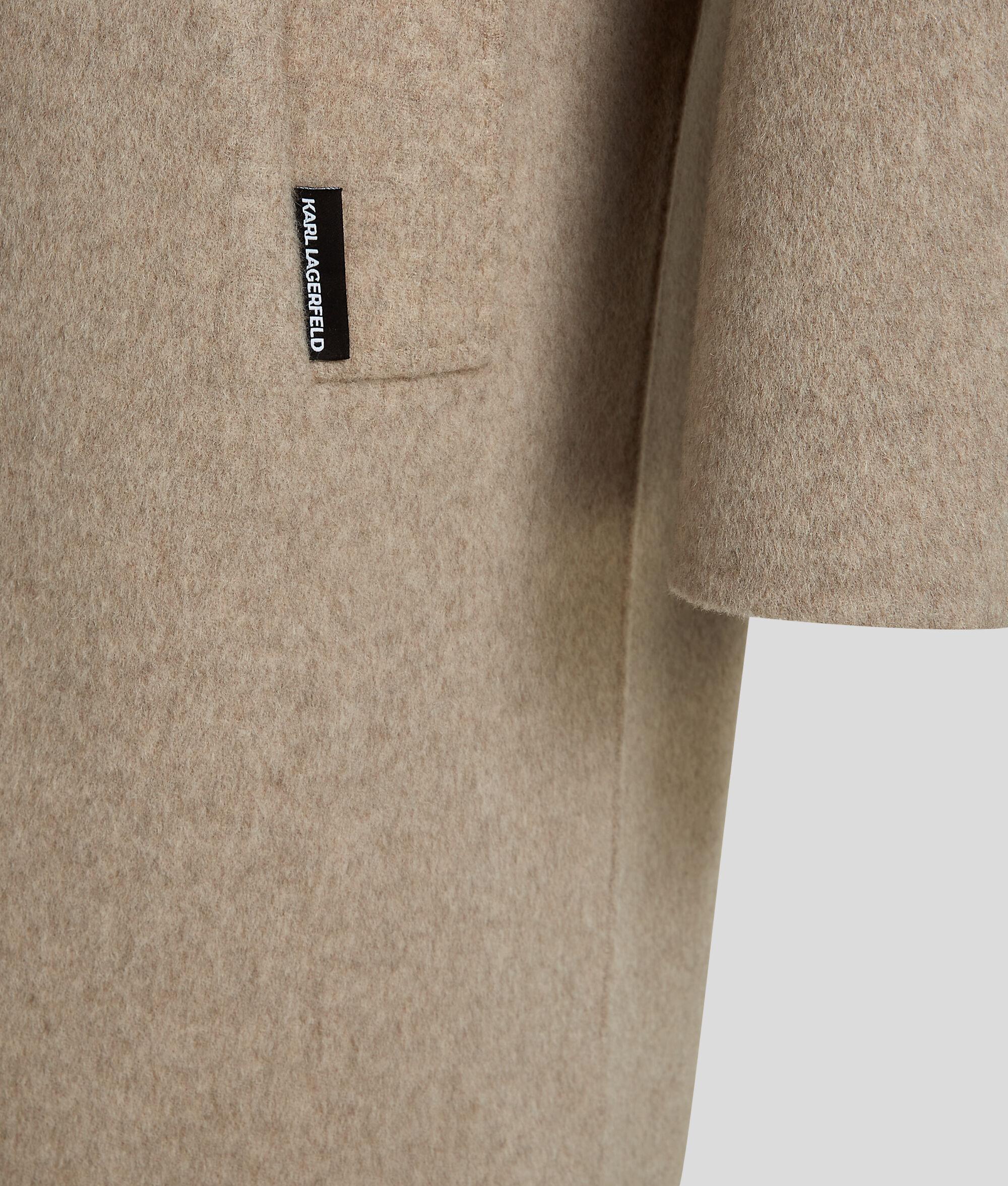 DOUBLE-BREASTED WOOL COAT Product Image