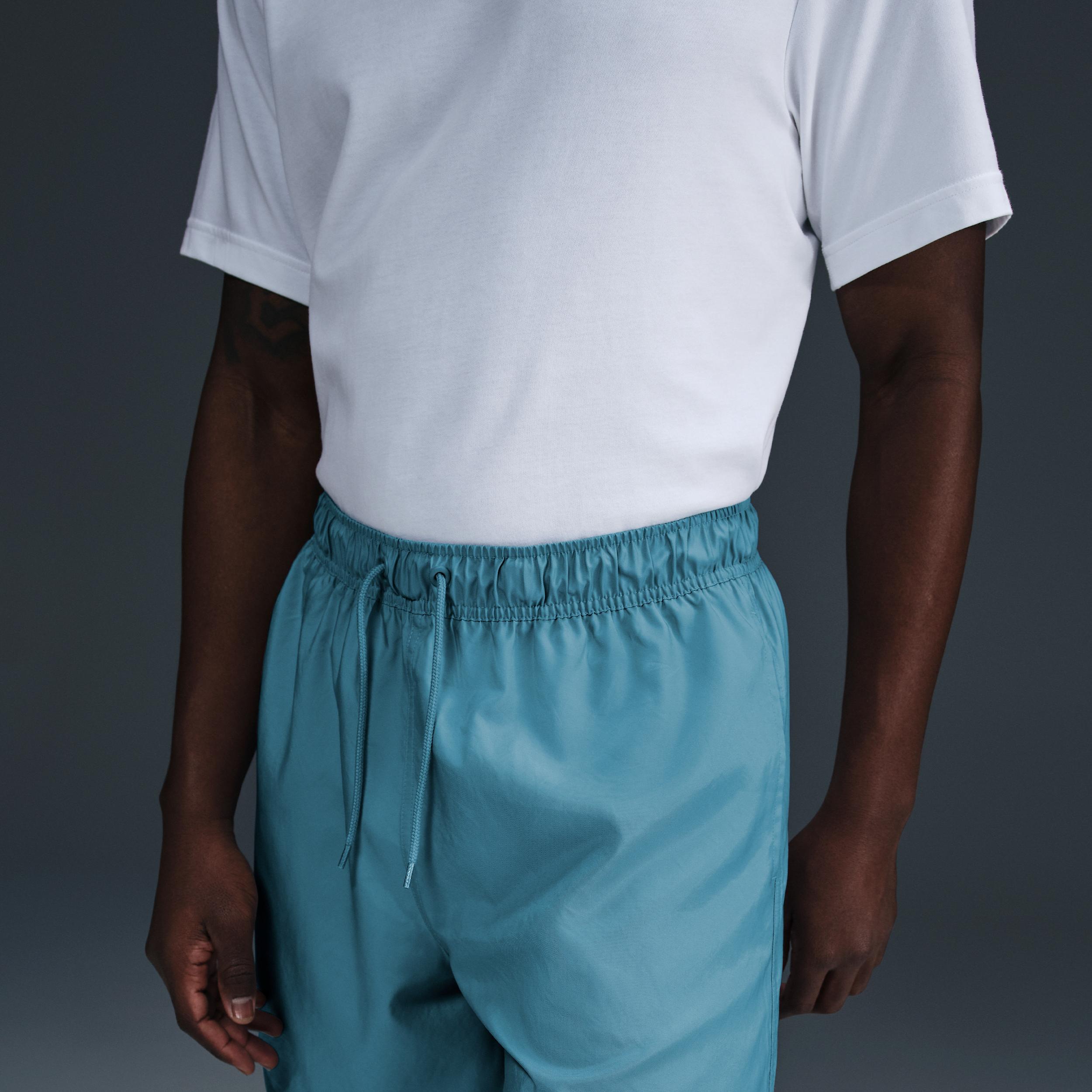 Nike Mens Club Woven Flow Shorts | FN3307-464 Product Image