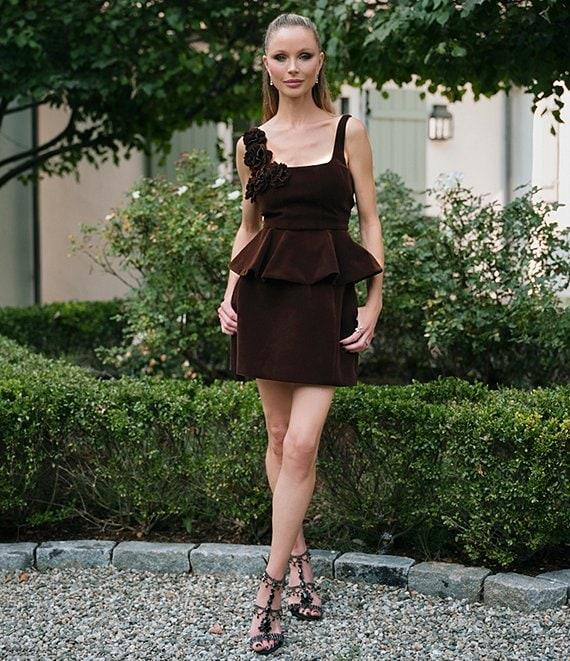 Muse by Marchesa Oakly Woven Velvet High Rise Coordinating Pencil Mini Skirt Product Image