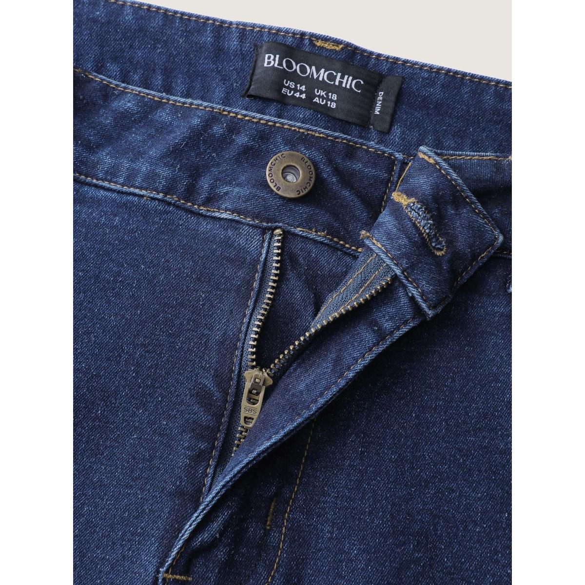 Plus Size Stretchy Mid-Rise Skinny-Fit Jeans Women Denimindigo Leisure Topstitching High stretch Slanted pocket Jeans BloomChic 10/M Product Image