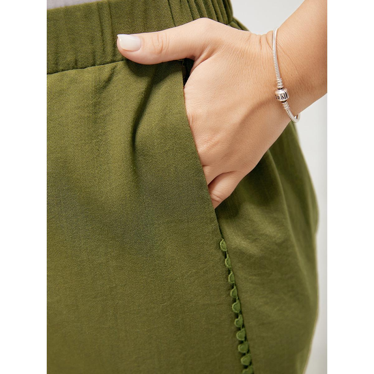 Plus Size Plain Pocket Elastic Waist Pompom Detail Split Pants Women ArmyGreen Elegant Mid Rise Dailywear Pants BloomChic 30/6X Product Image