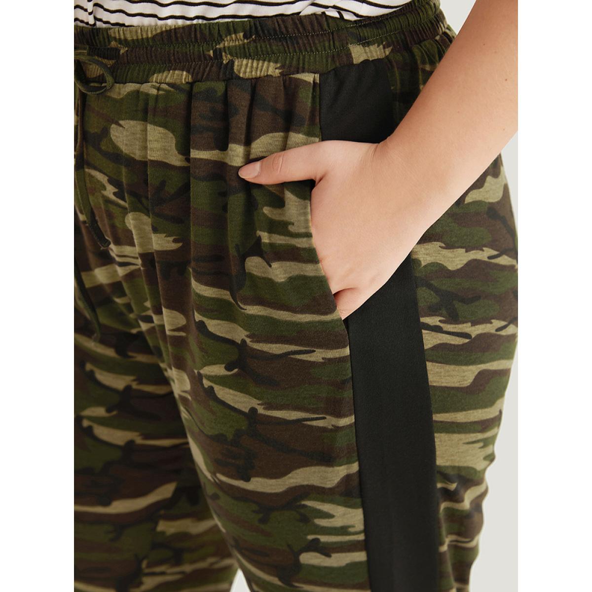 Camo Print Drawstring Pocket Patchwork Sweatpants Multicolor Plus Size Women Casual Dailywear Patchwork 22-24/3X Bloomchic Product Image