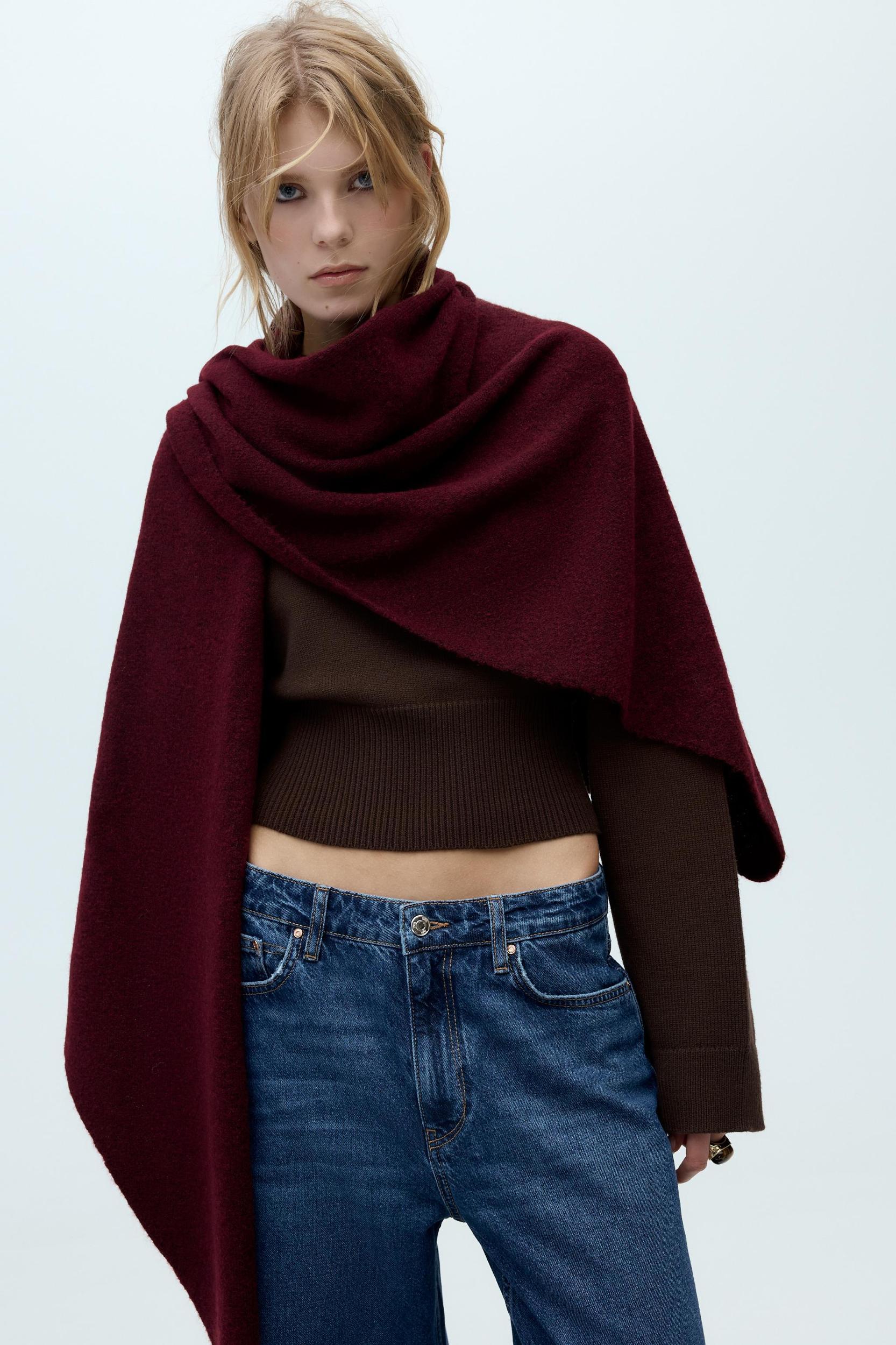 TRIANGULAR KNIT SHAWL Product Image