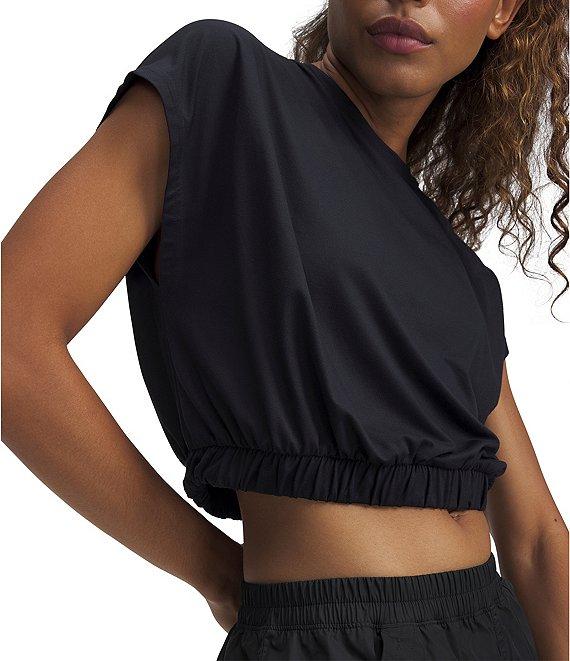 Under Armour UA Motion Bubble Hem Scoop Neck Short Sleeve Tee Product Image