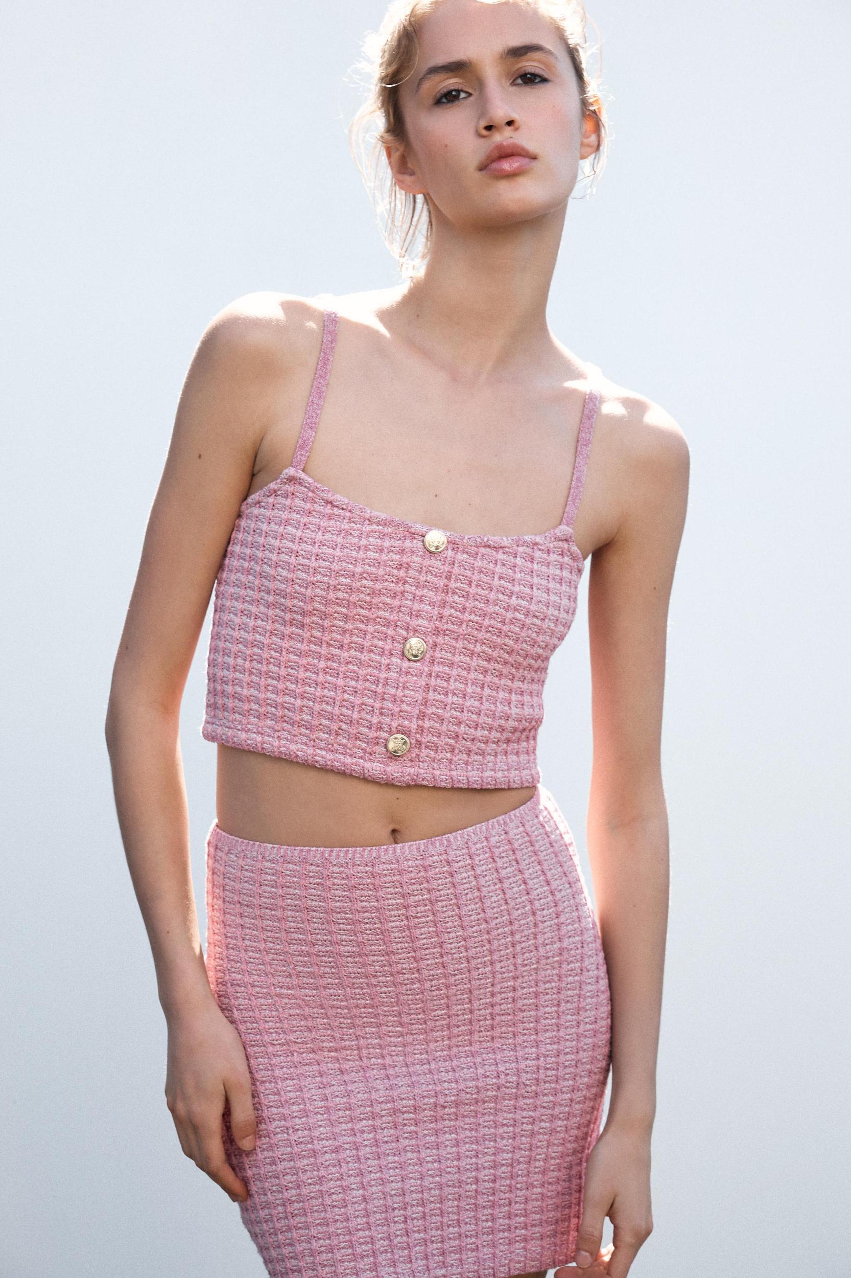 STRETCH CROP TOP Product Image