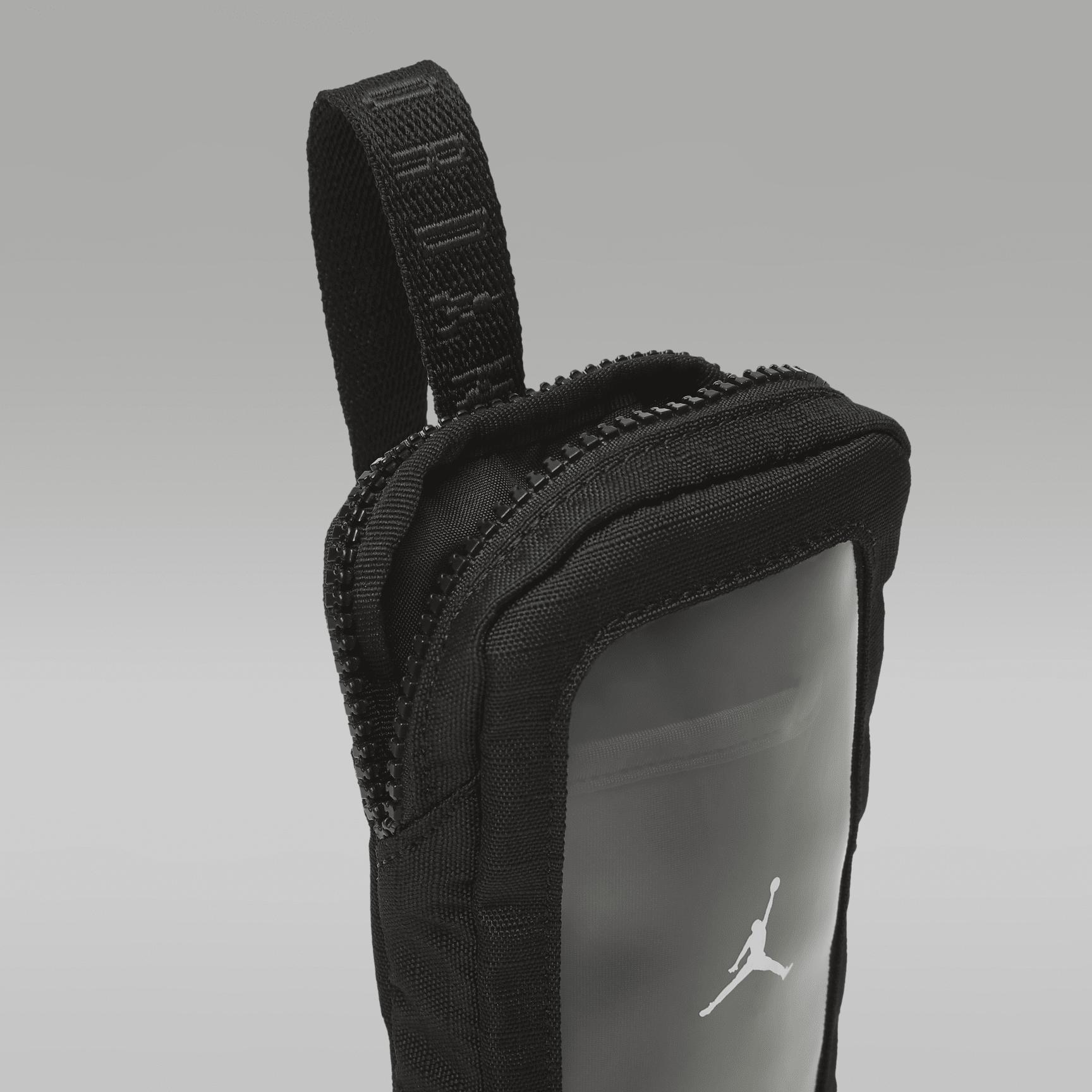 Jordan Flight Phone Crossbody Bag Product Image
