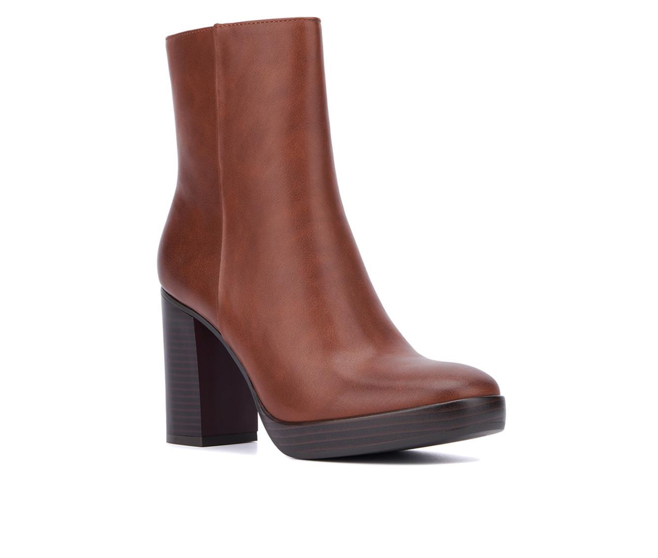 Women's New York and Company Fay Block Heel Booties Product Image