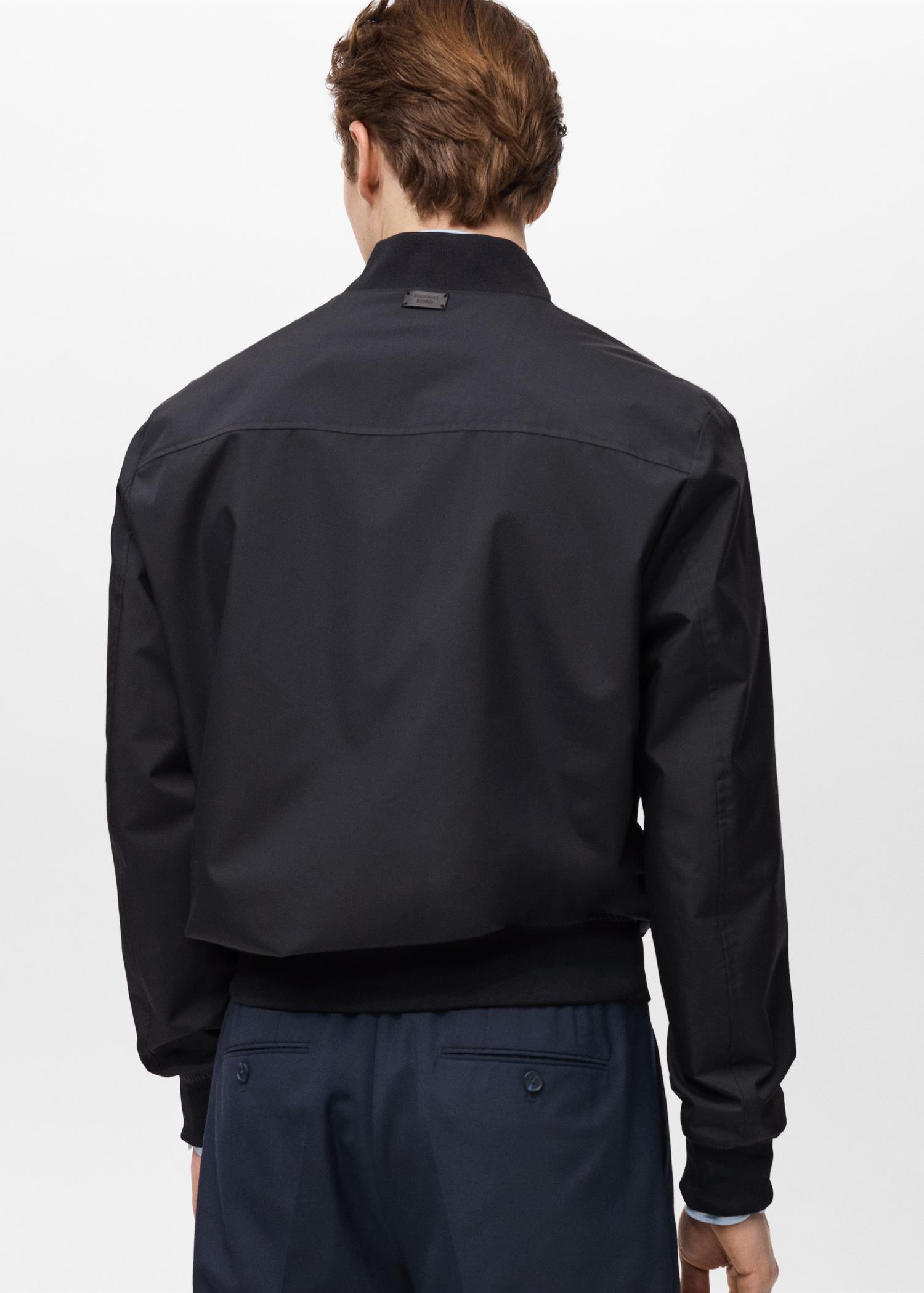 Water-repellent bomber jacket with pockets - Men | MANGO USA Product Image