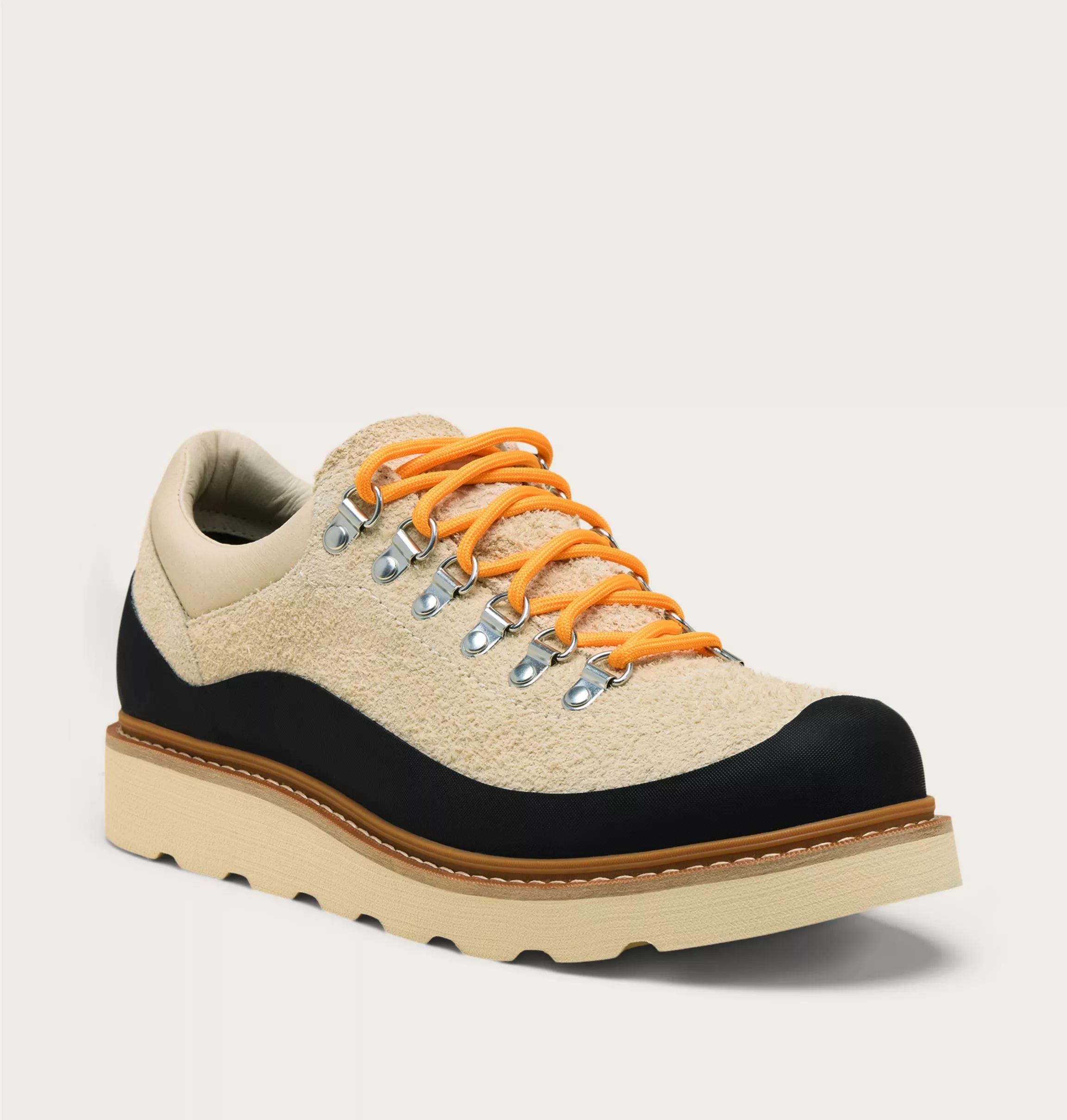 SLABTOWN 62'™ EXPLORER Men's Shoe Product Image