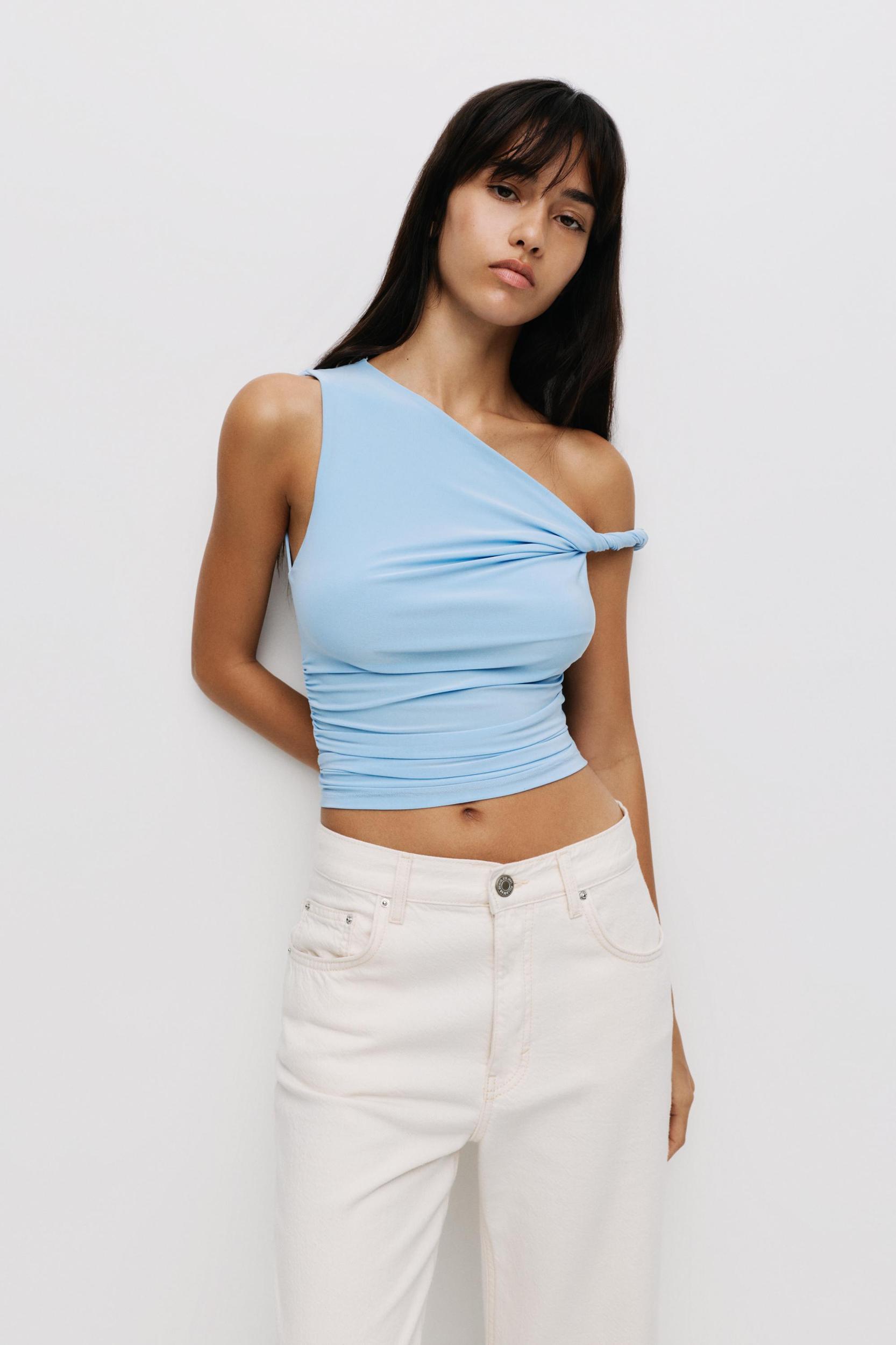 Asymmetric top Product Image