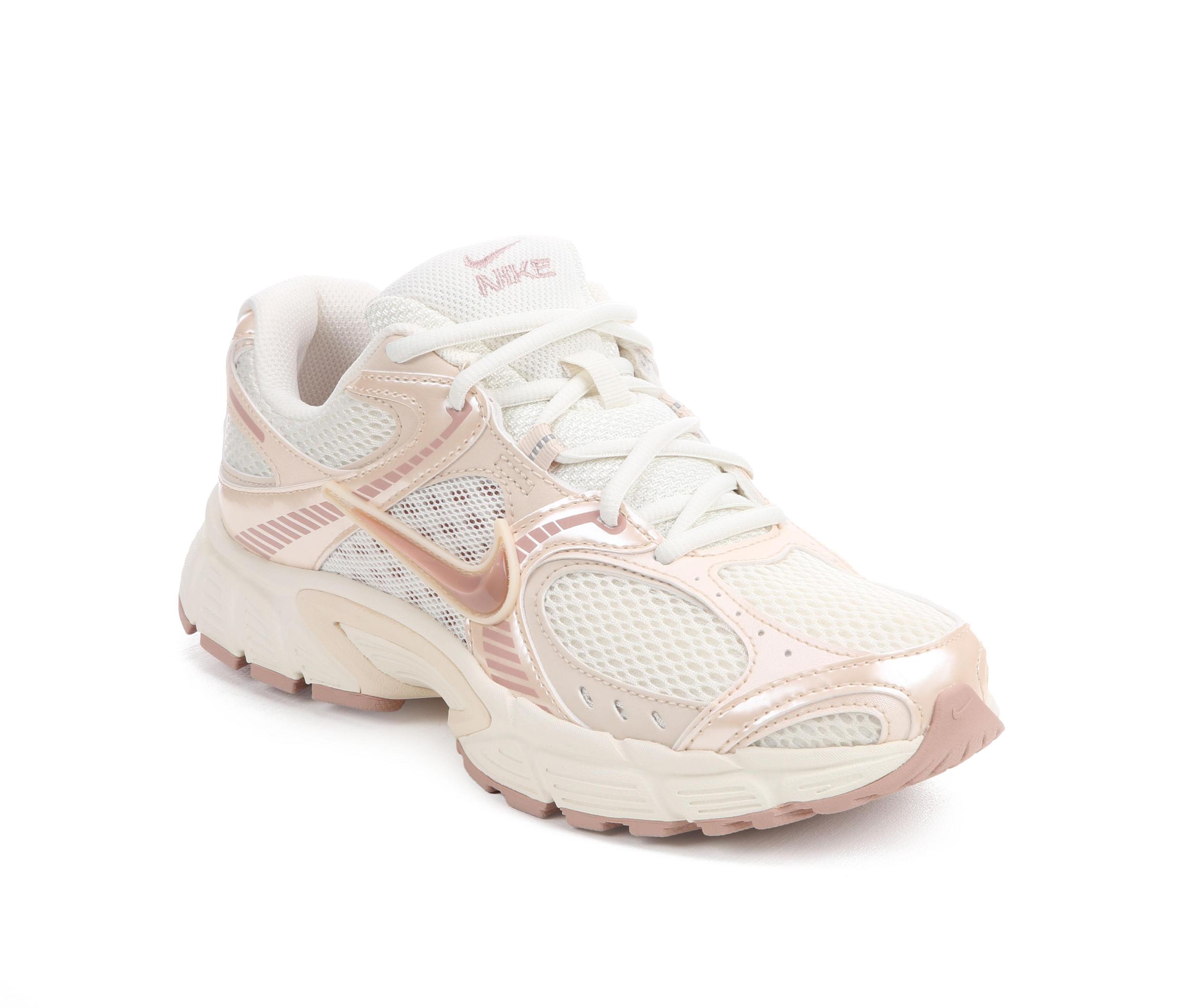 Women's Nike V5 RNR Running Shoes Product Image