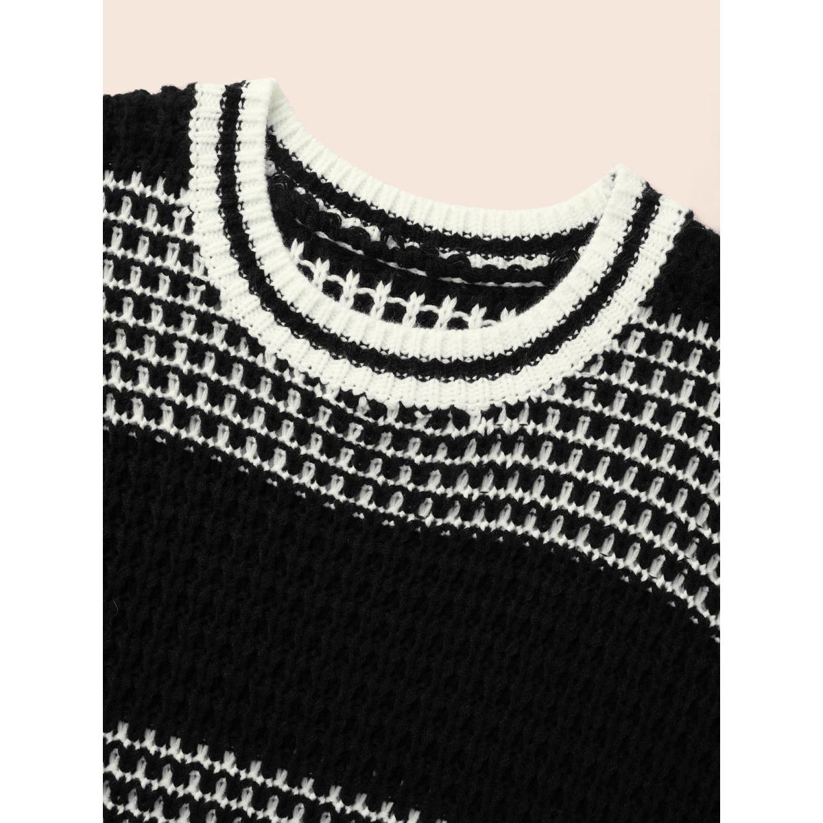 Plus Size Contrast Textured Drop Shoulder Sleeve Pullover Black Women Casual Loose Long Sleeve Round Neck Everyday Pullovers BloomChic 12/L Product Image