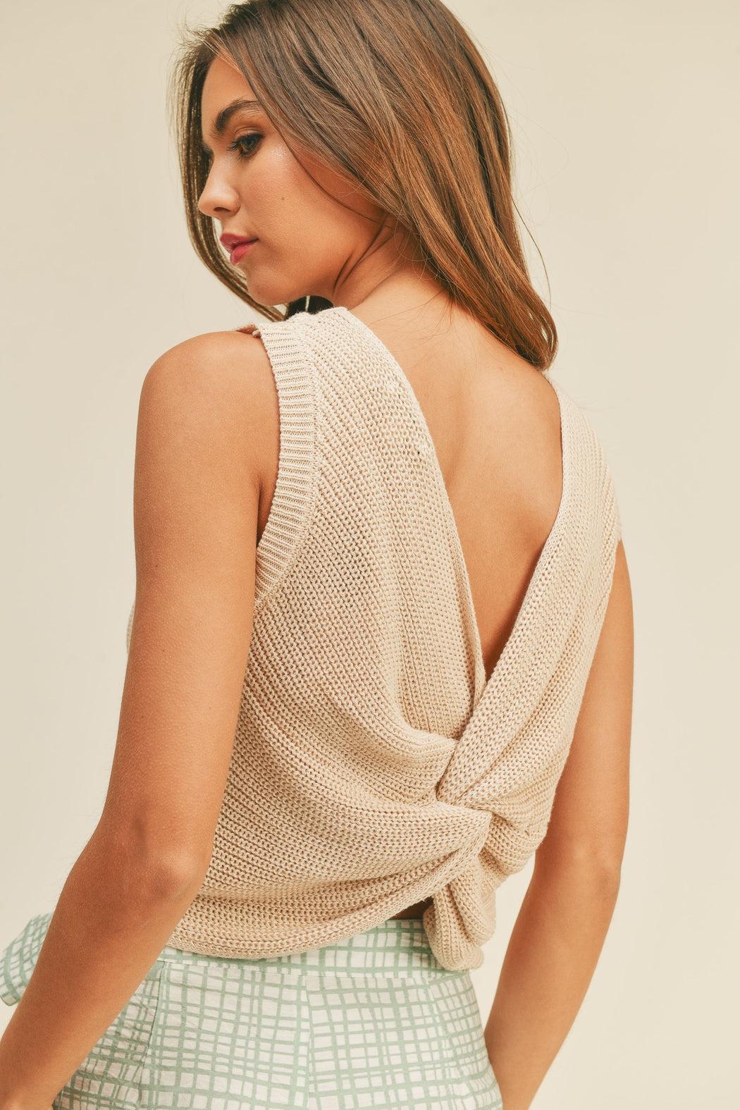 Knit Back Twist S/L Top Product Image