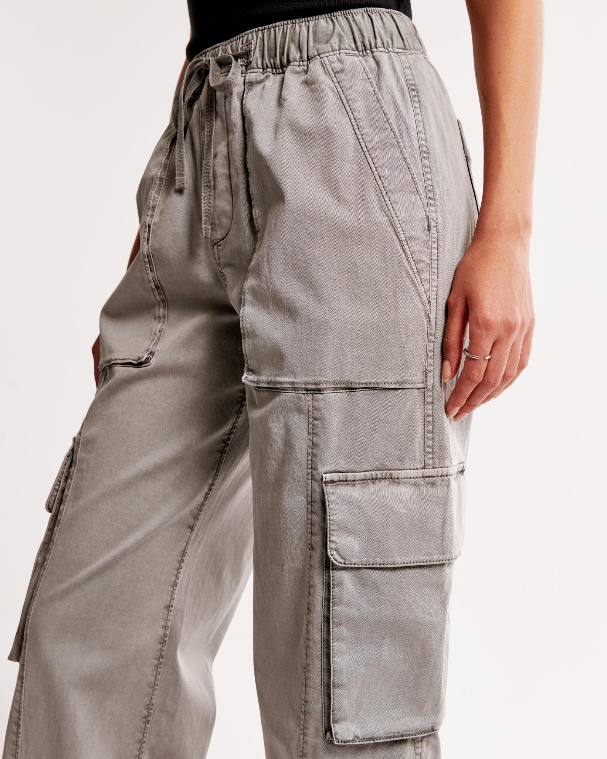 Baggy Cargo Pull-On Pant Product Image
