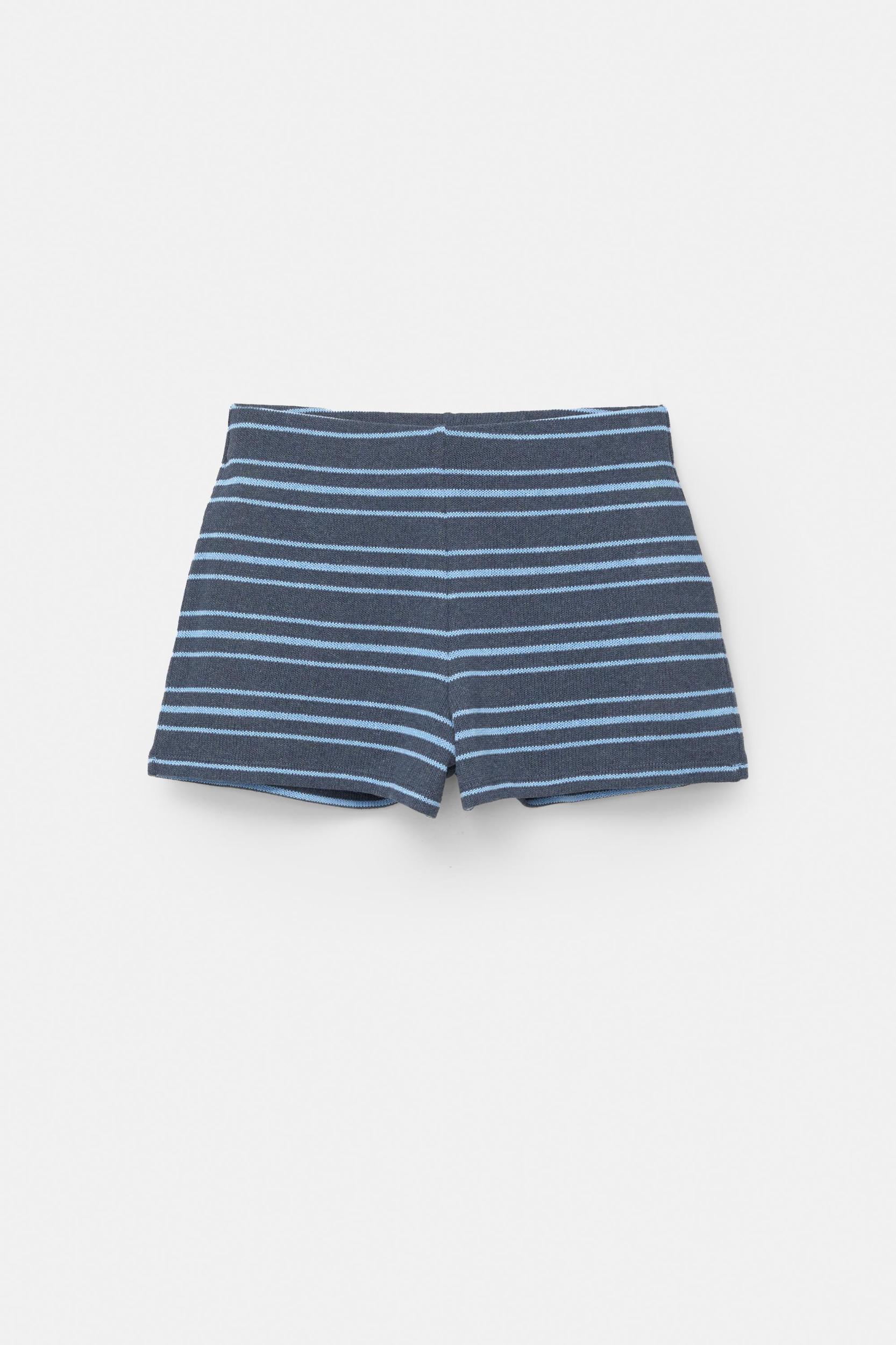 Striped knit shorts Product Image